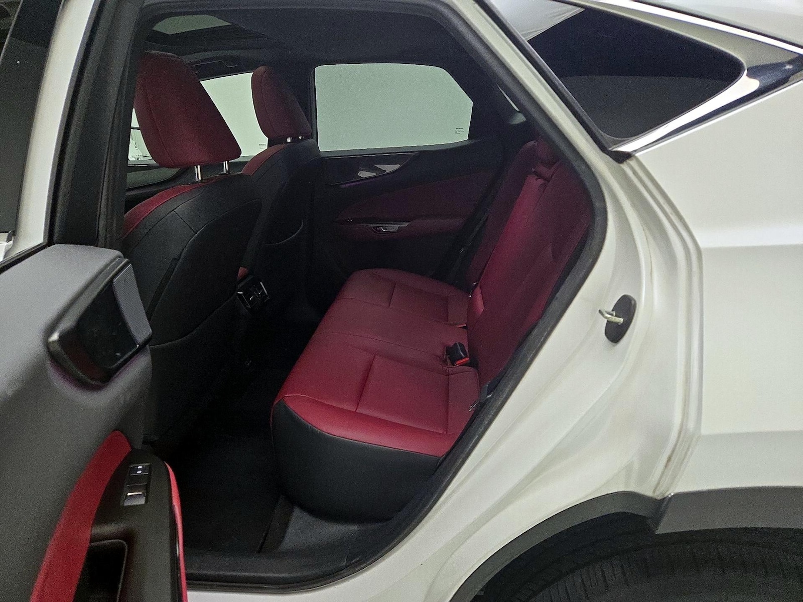 2024 Lexus NX 350 - Photo 21
