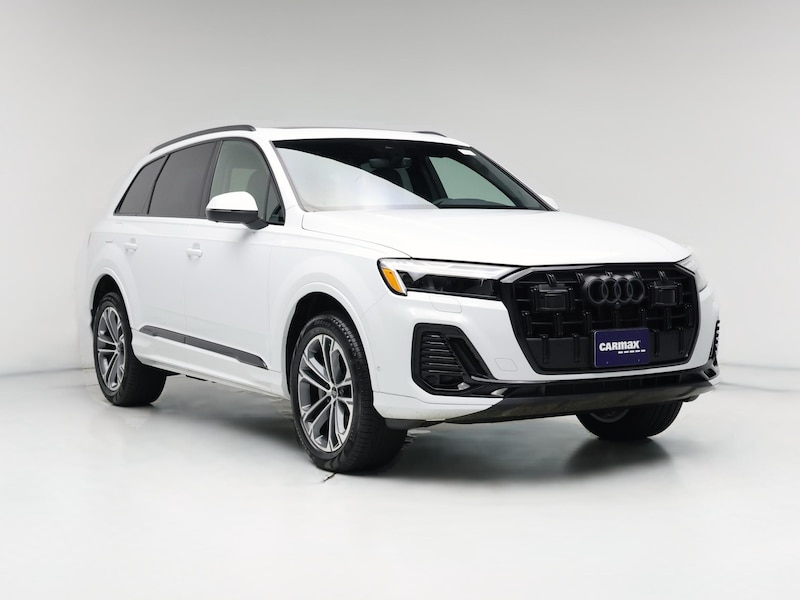 2026 Audi Q7 Premium