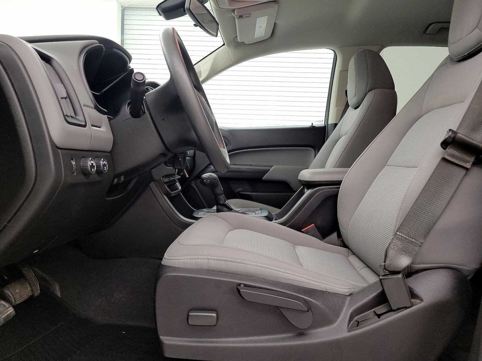 2021 Chevrolet Colorado Work Truck - Photo 12