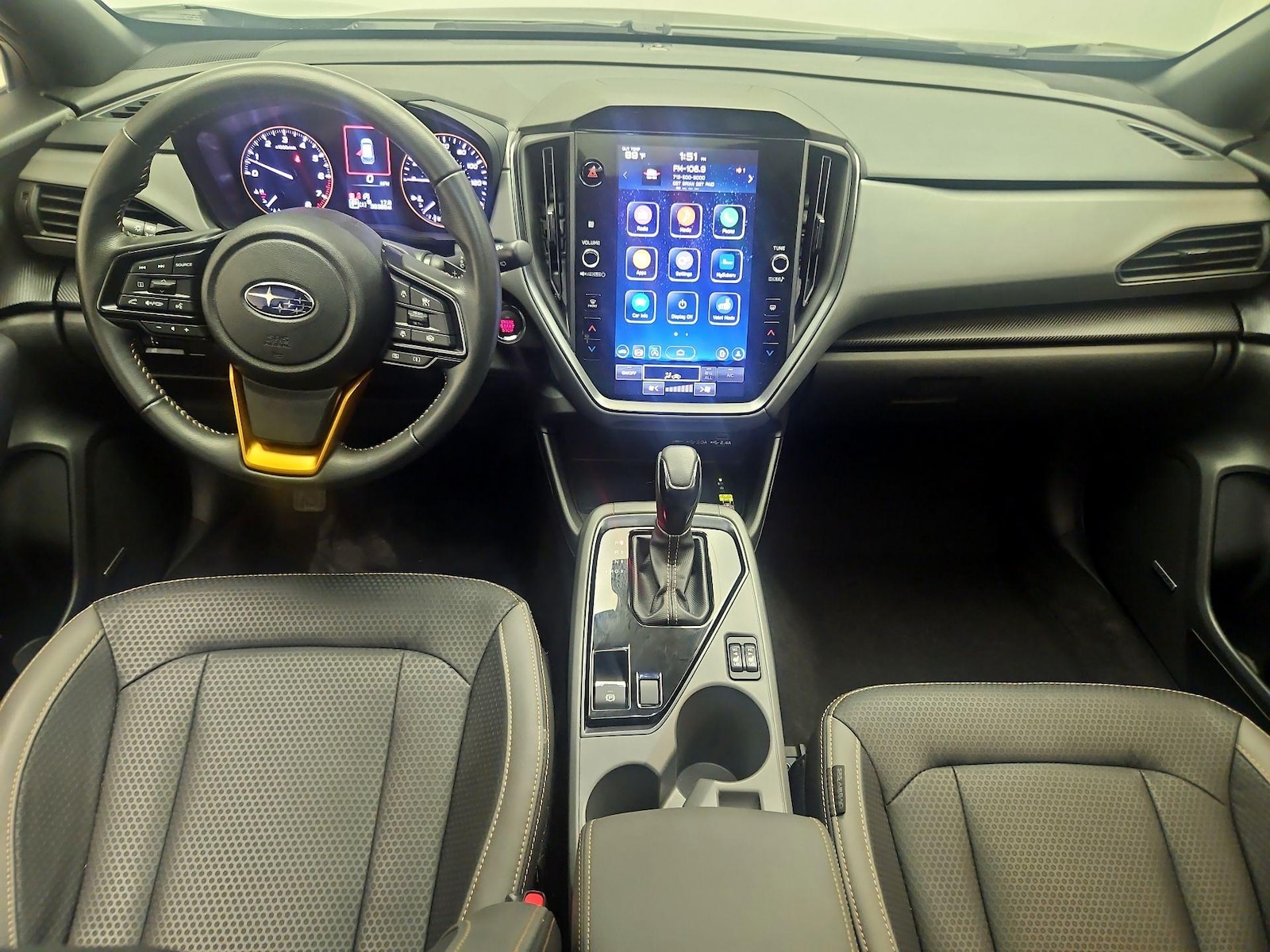 Apple CarPlay® & Android Auto™