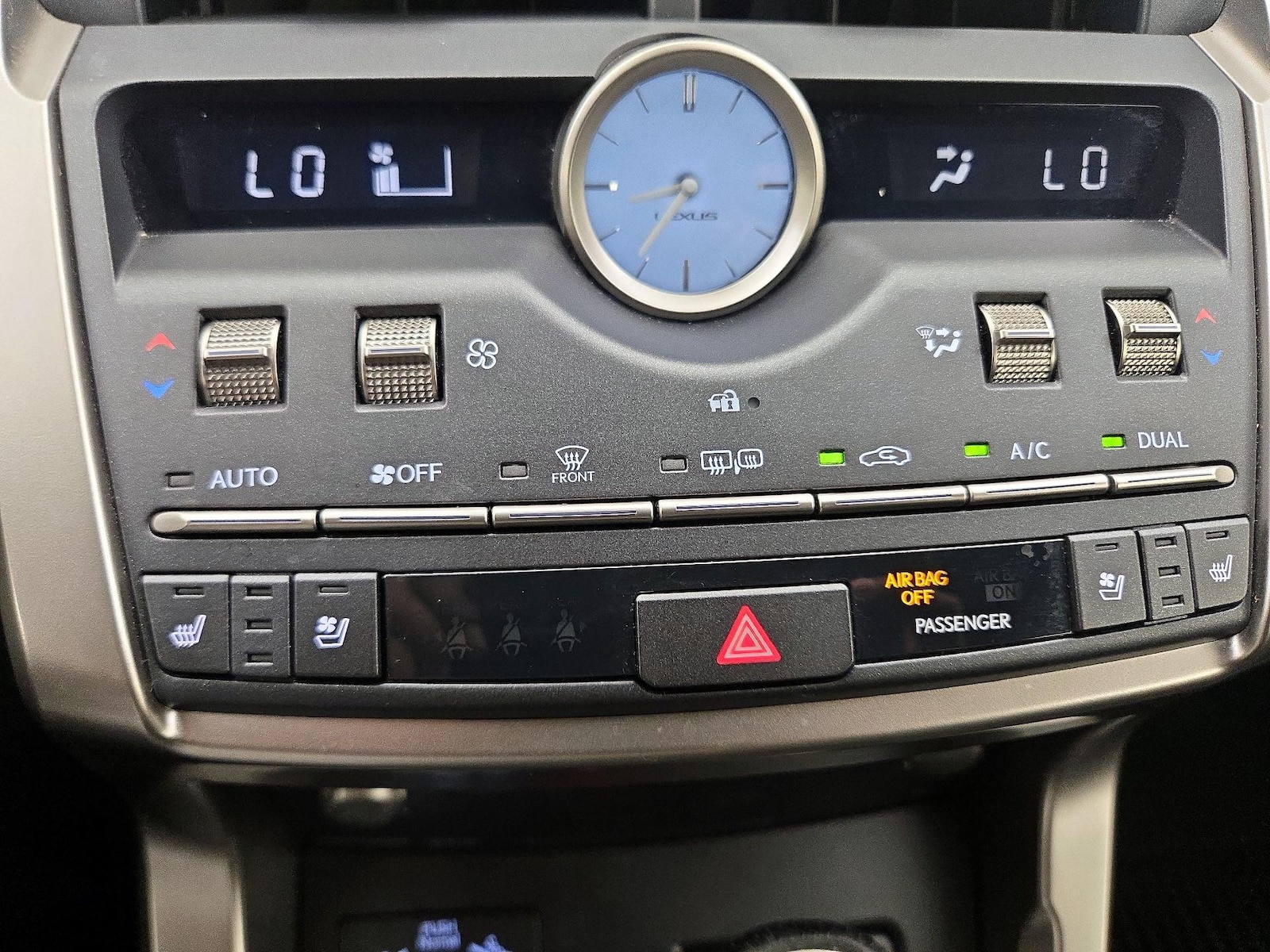 2021 Lexus NX 300 F SPORT - Photo 17