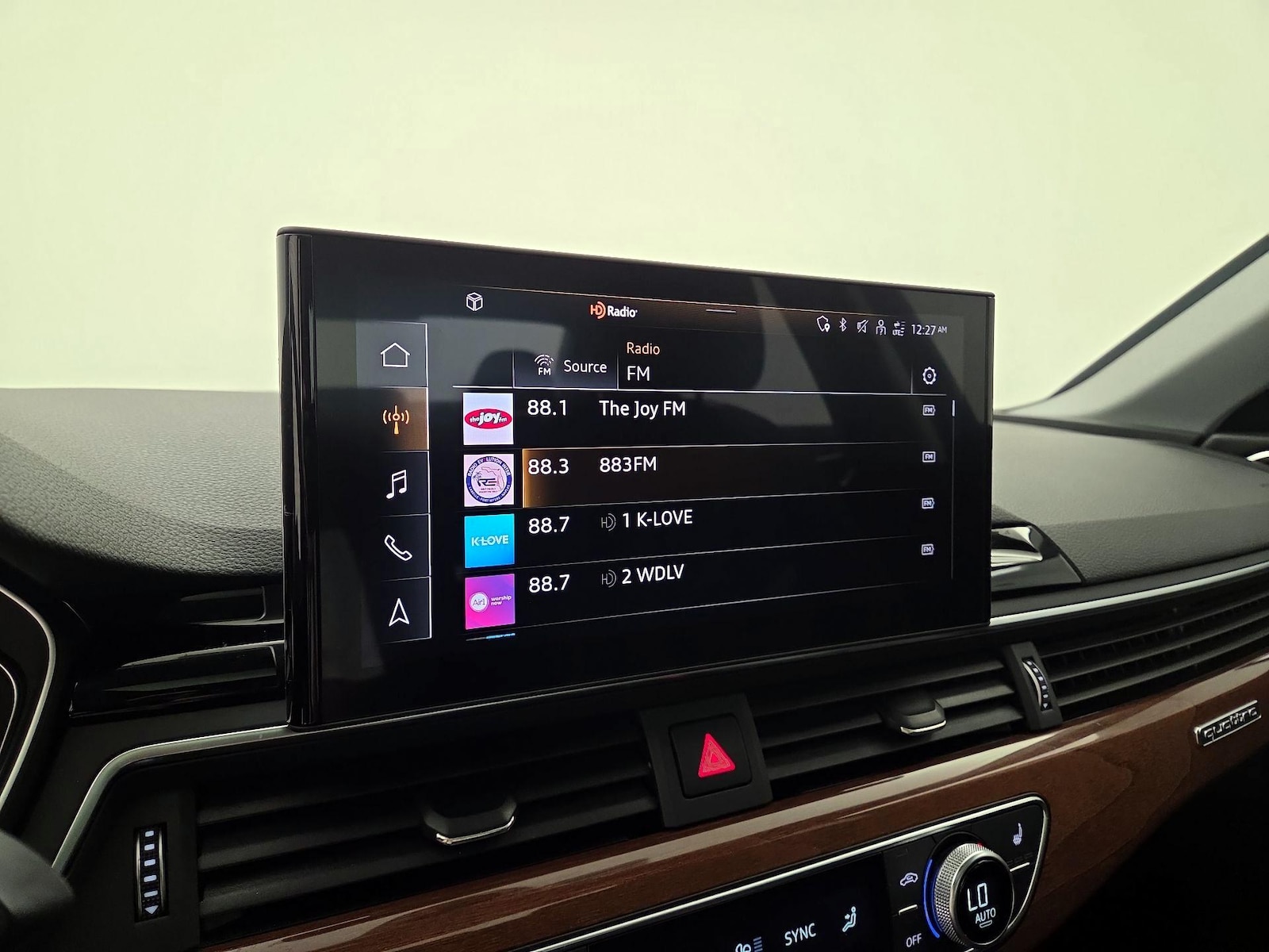 2023 Audi A4 Premium - Photo 16