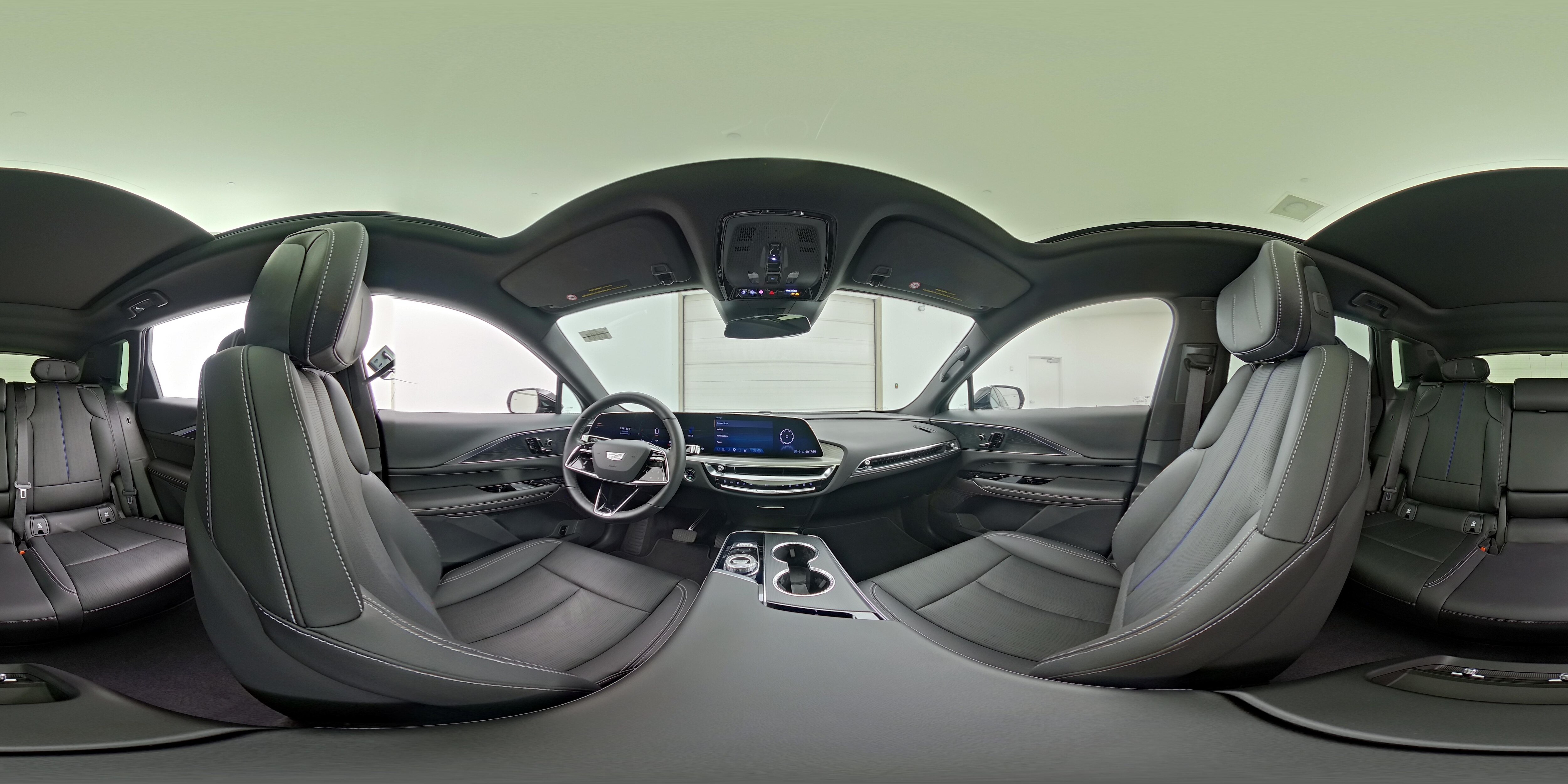 2025 Cadillac LYRIQ Luxury 1 - Photo 24
