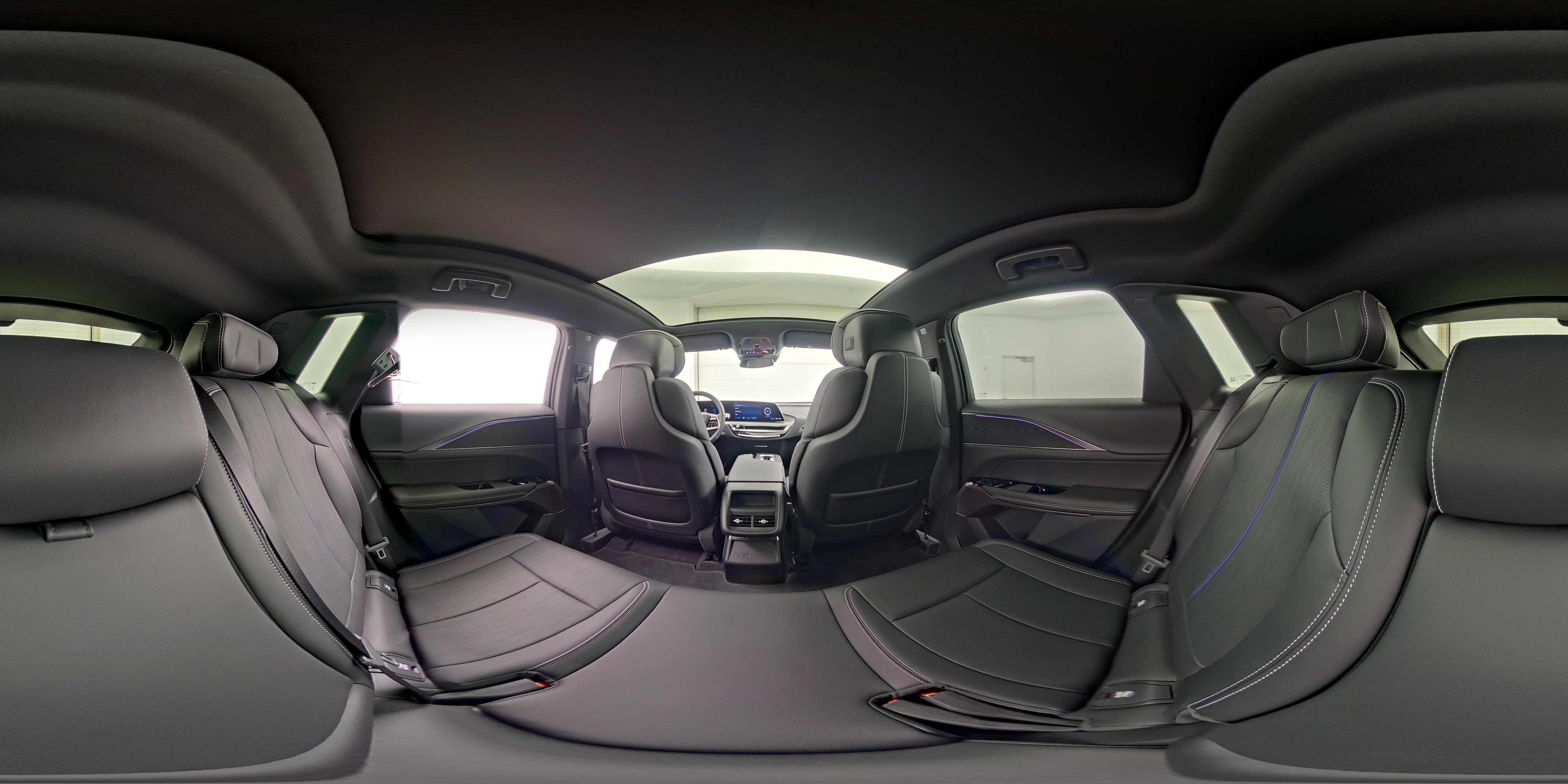2025 Cadillac LYRIQ Luxury 1 - Photo 25