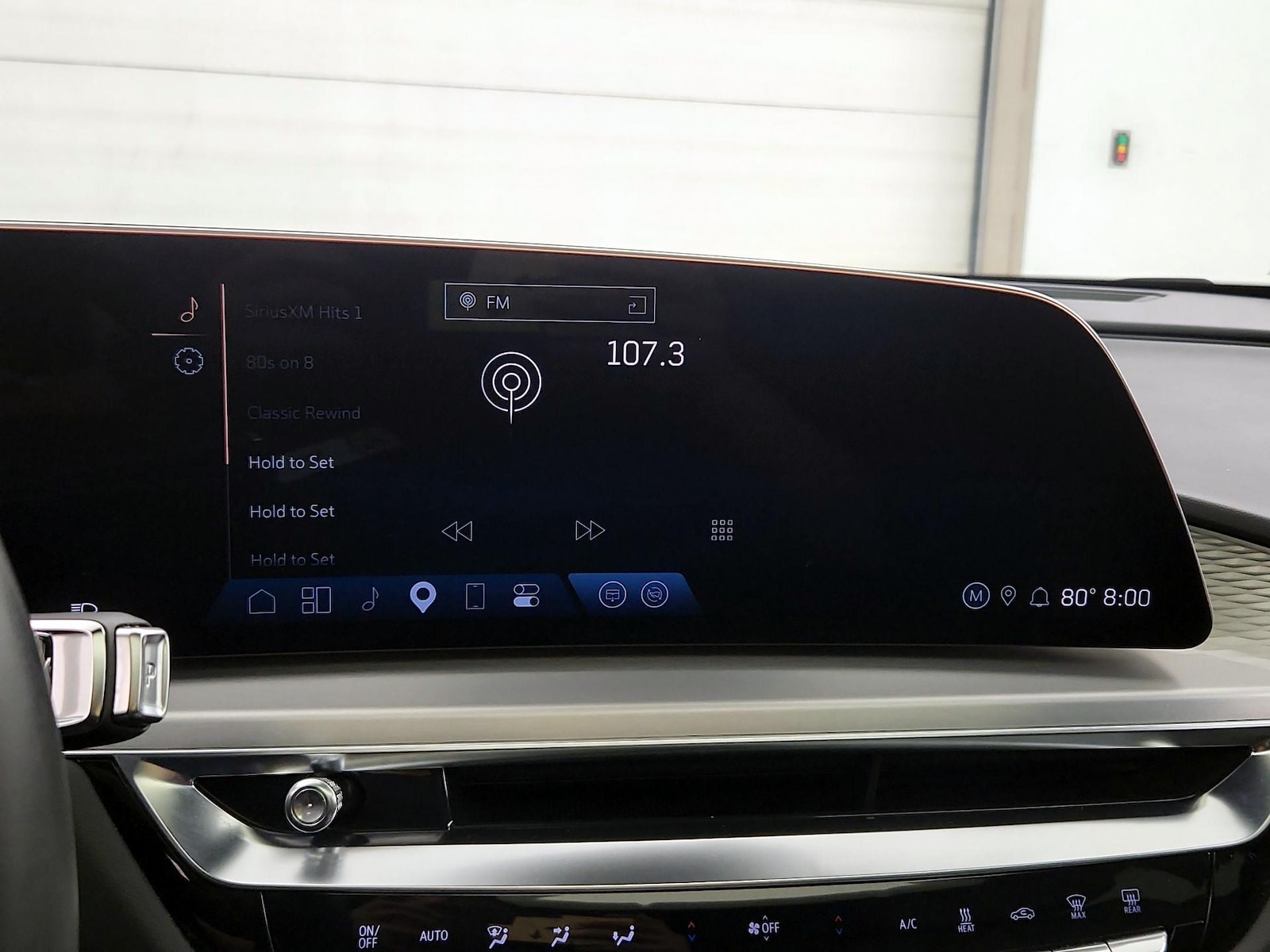 2025 Cadillac LYRIQ Luxury 1 - Photo 17