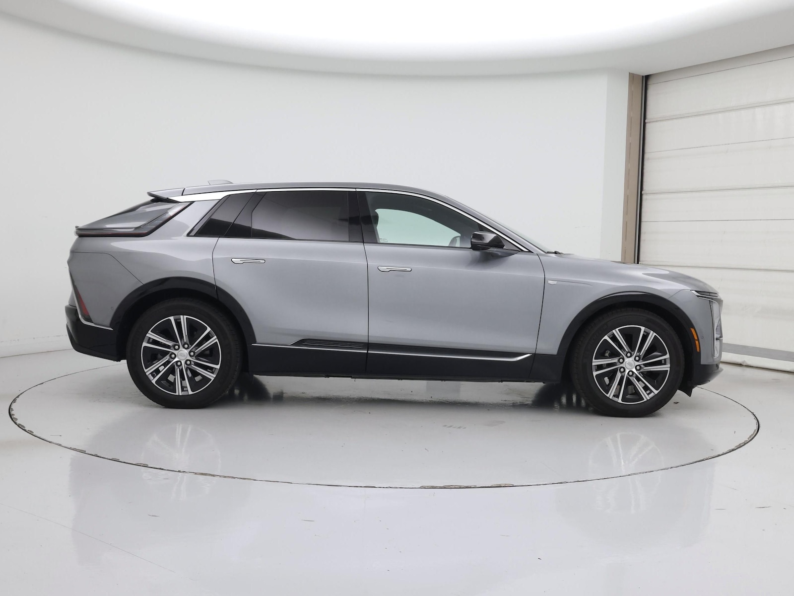 2025 Cadillac LYRIQ Luxury 1 - Photo 8