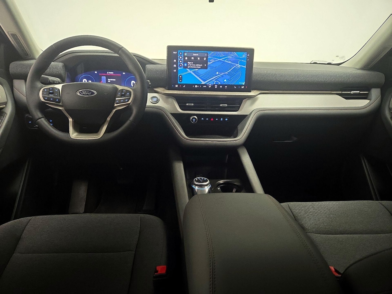 2026 Ford Explorer - Photo 10