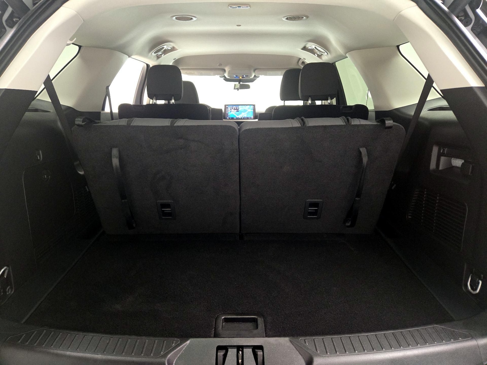 2026 Ford Explorer - Photo 23
