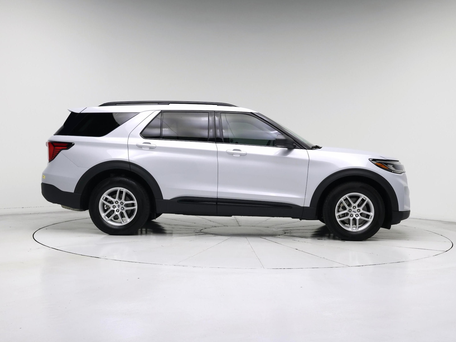 2026 Ford Explorer - Photo 8