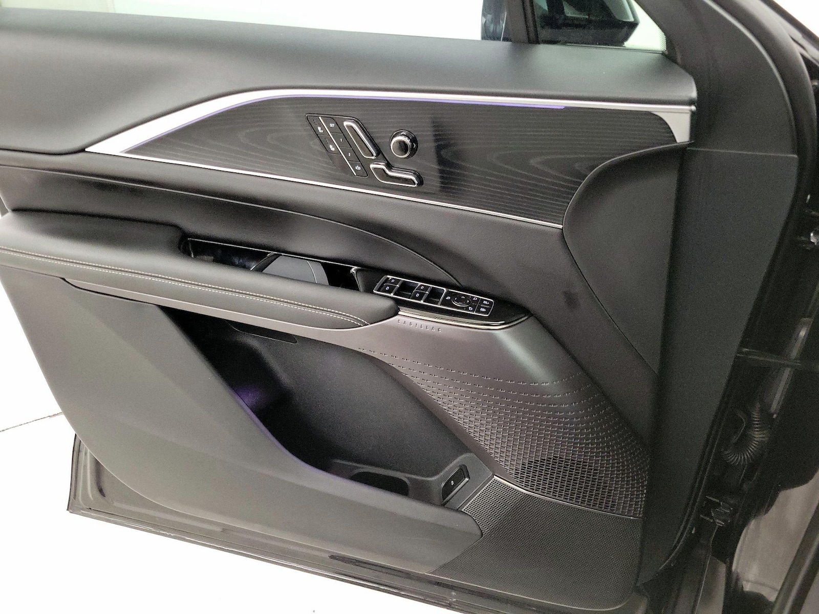 2025 Cadillac LYRIQ Sport 1 - Photo 13