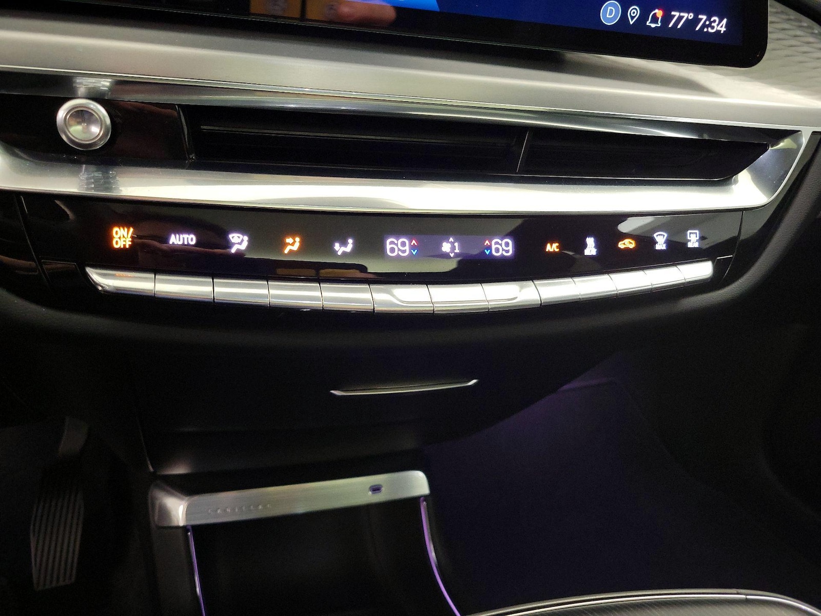 2025 Cadillac LYRIQ Sport 1 - Photo 16