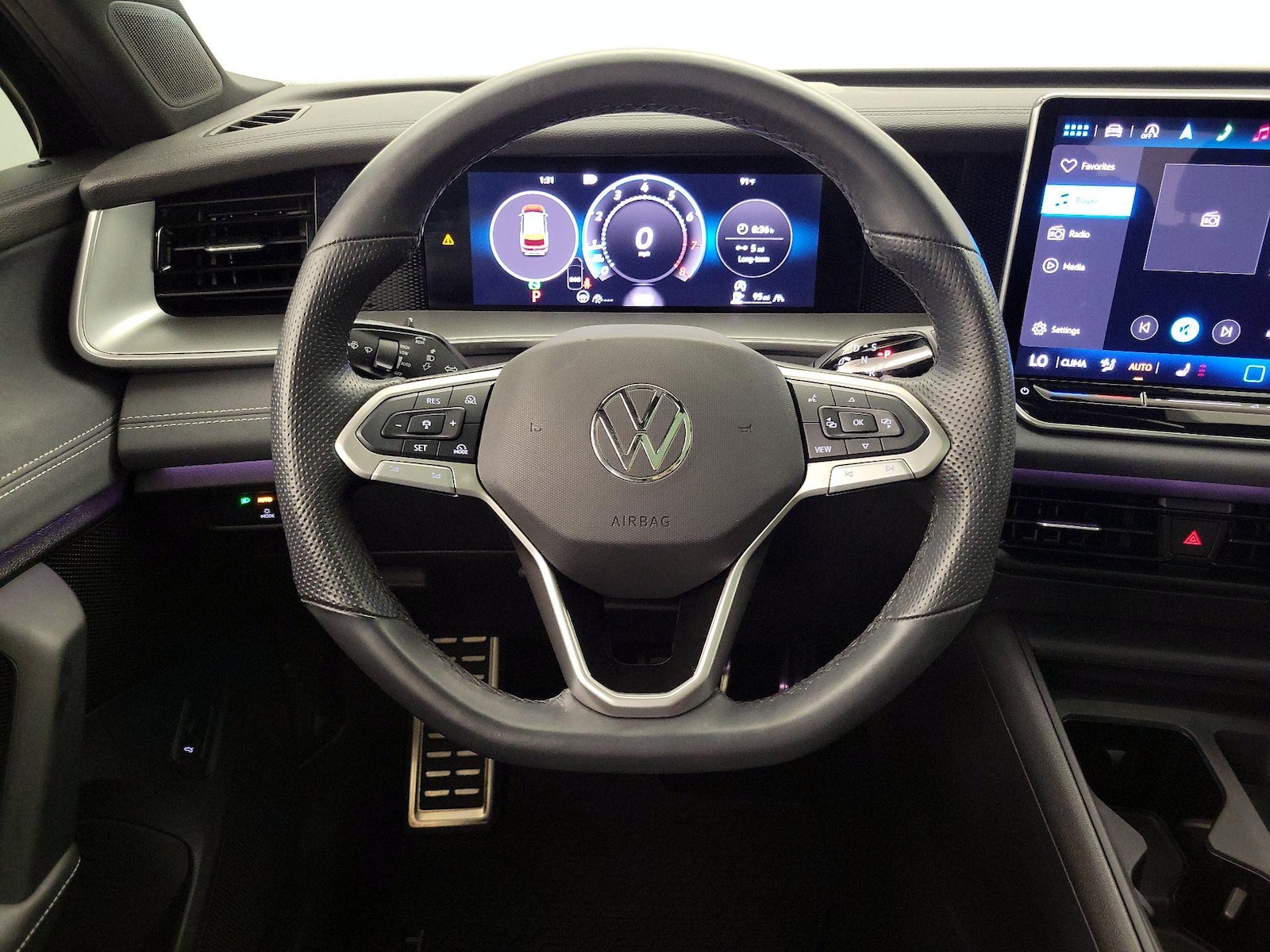 2025 Volkswagen Tiguan SE R-LINE BLACK - Photo 11