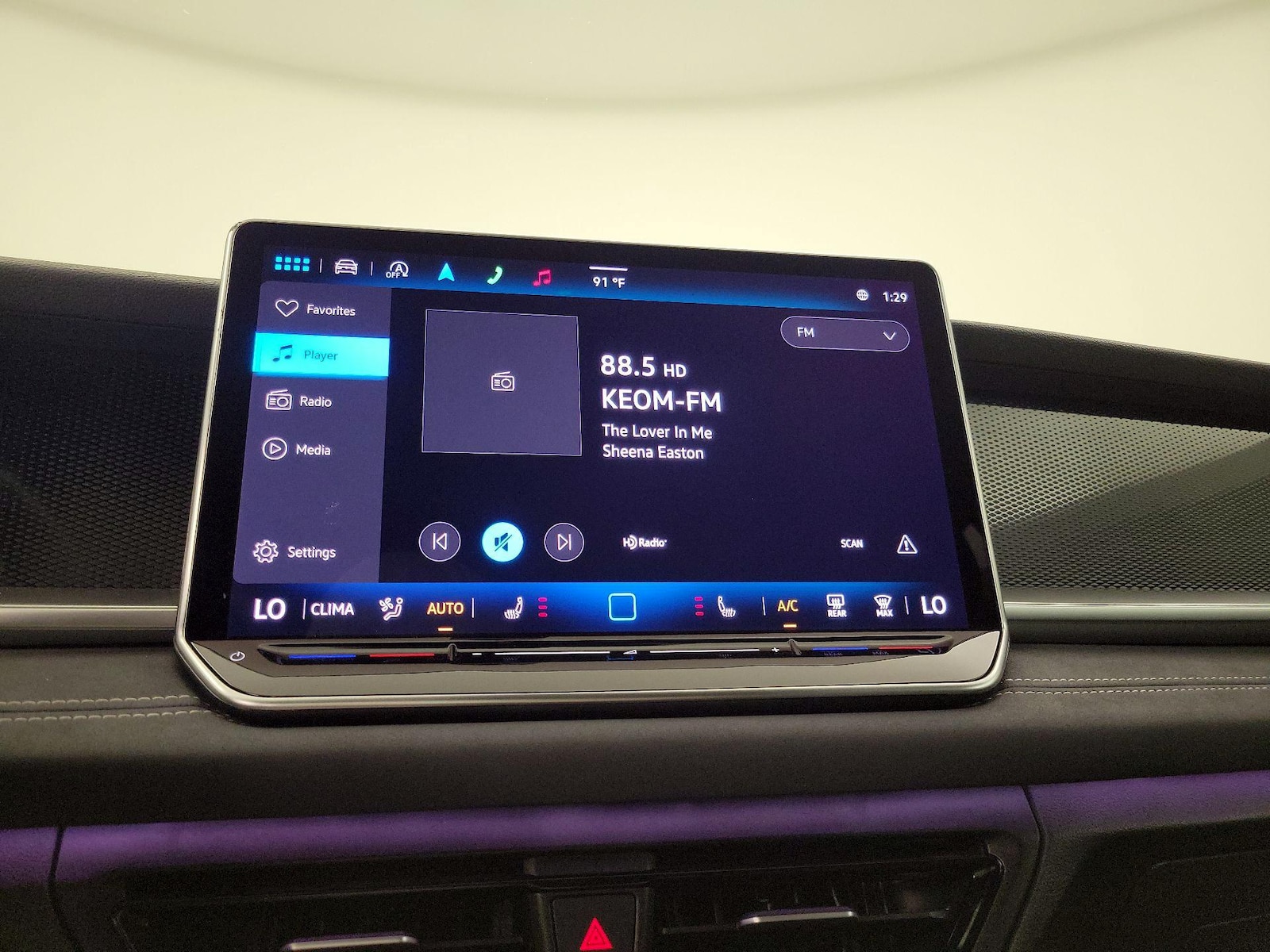 2025 Volkswagen Tiguan SE R-LINE BLACK - Photo 16