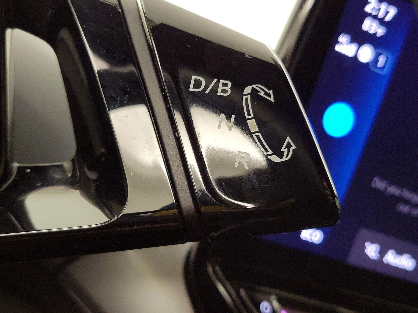 2023 Volkswagen ID.4 PRO S PLUS - Photo 18