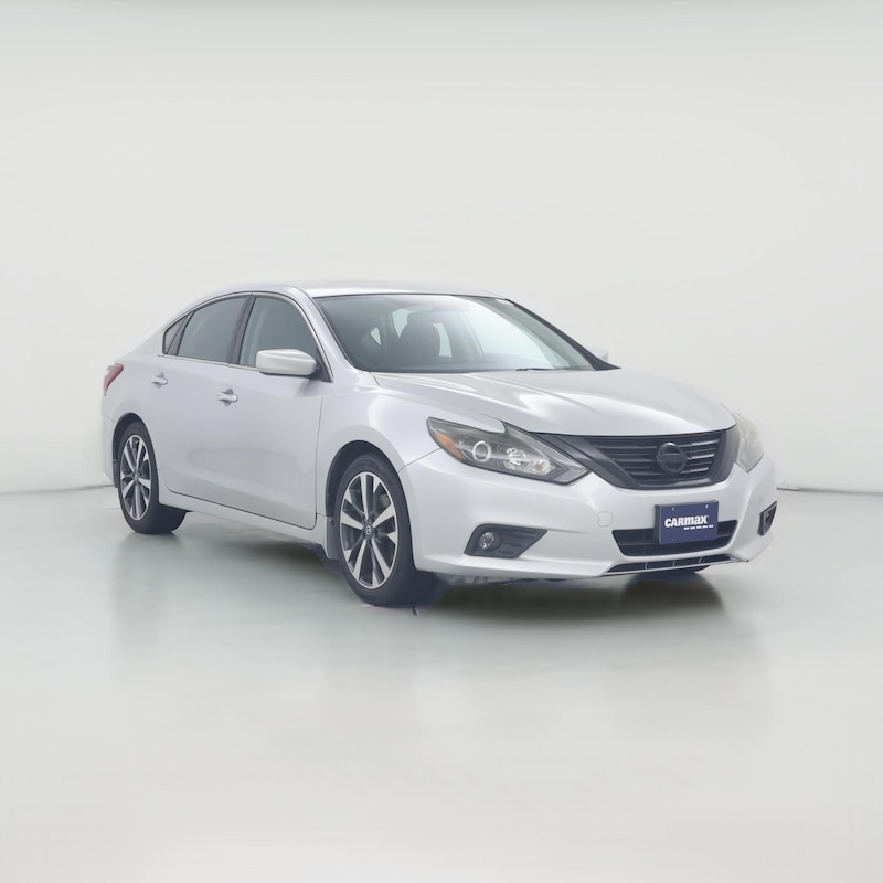 2017 Nissan Altima SR