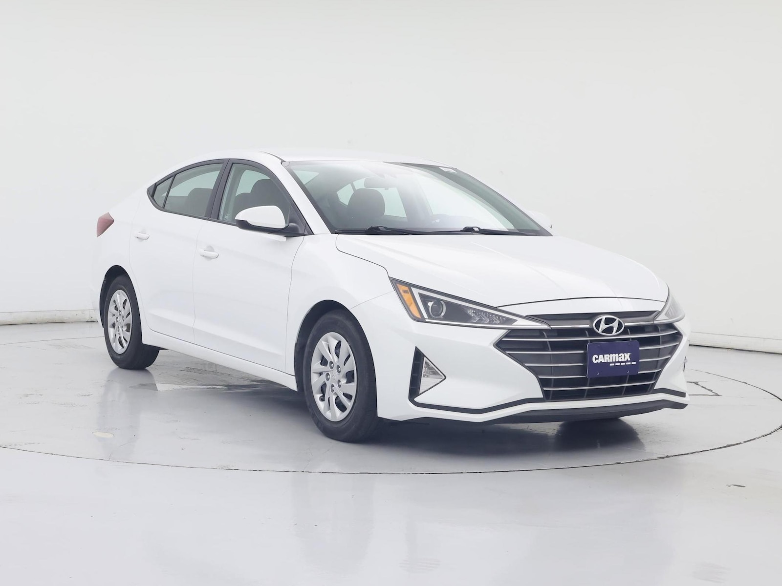 2020 Hyundai Elantra SE - Photo 2