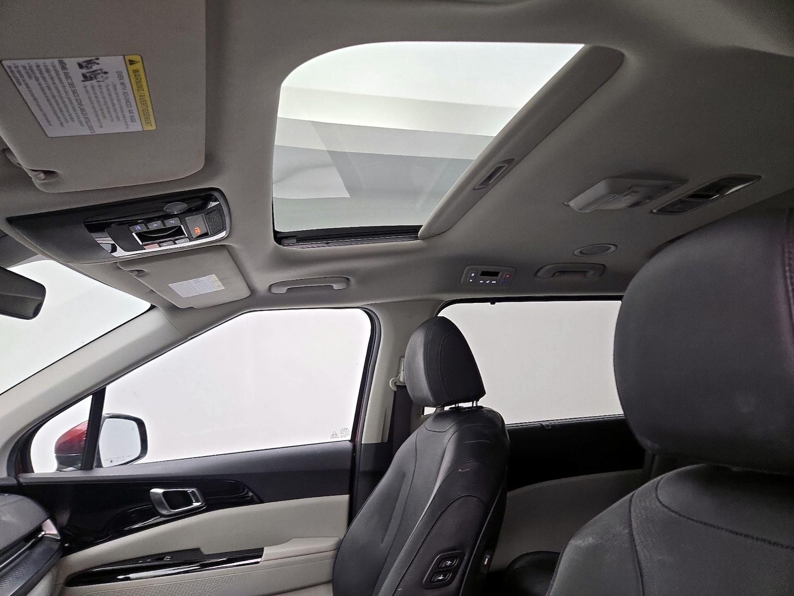 Sunroof(s) & Overhead Airbags