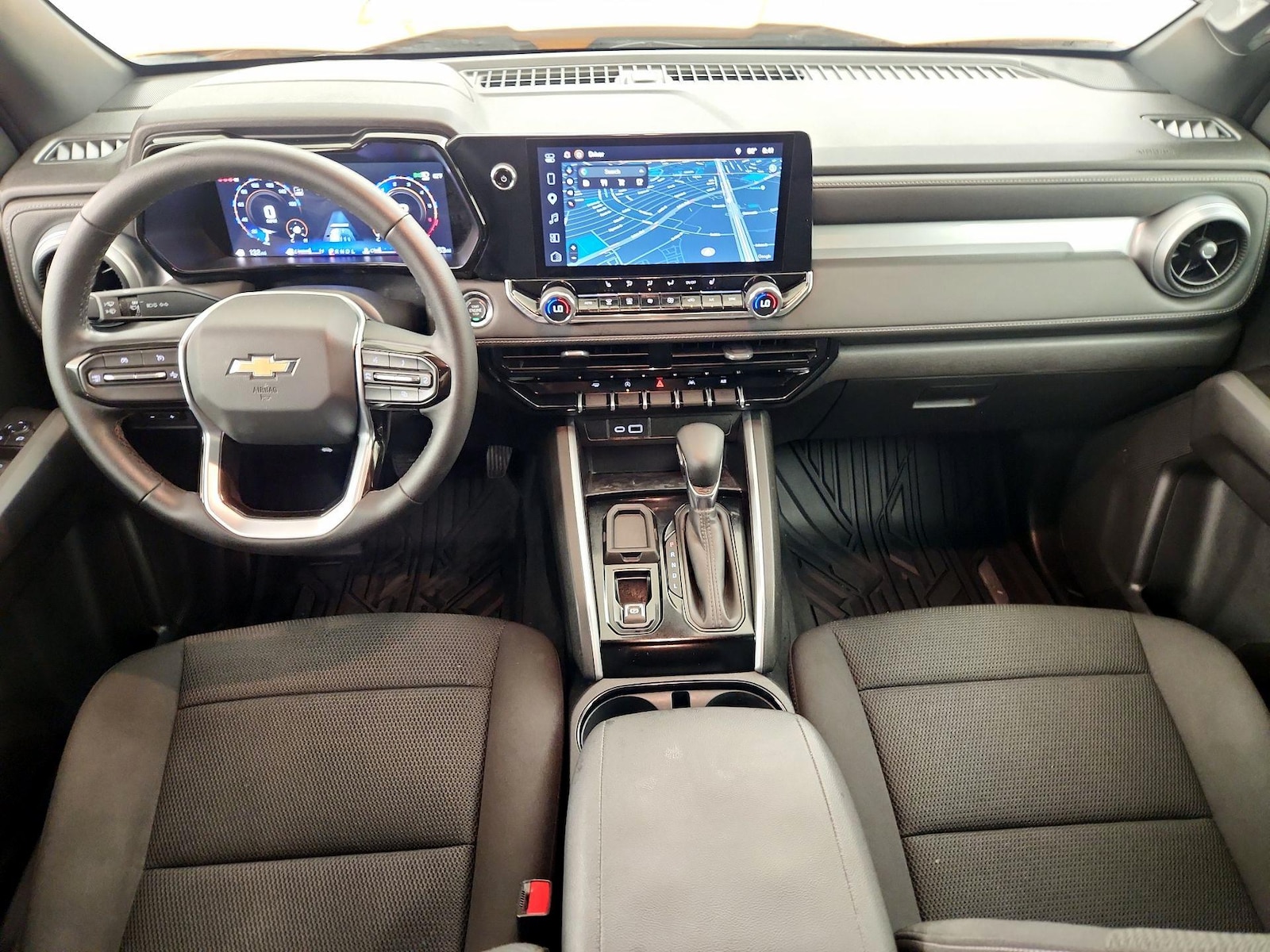 2026 Chevrolet Colorado LT - Photo 10