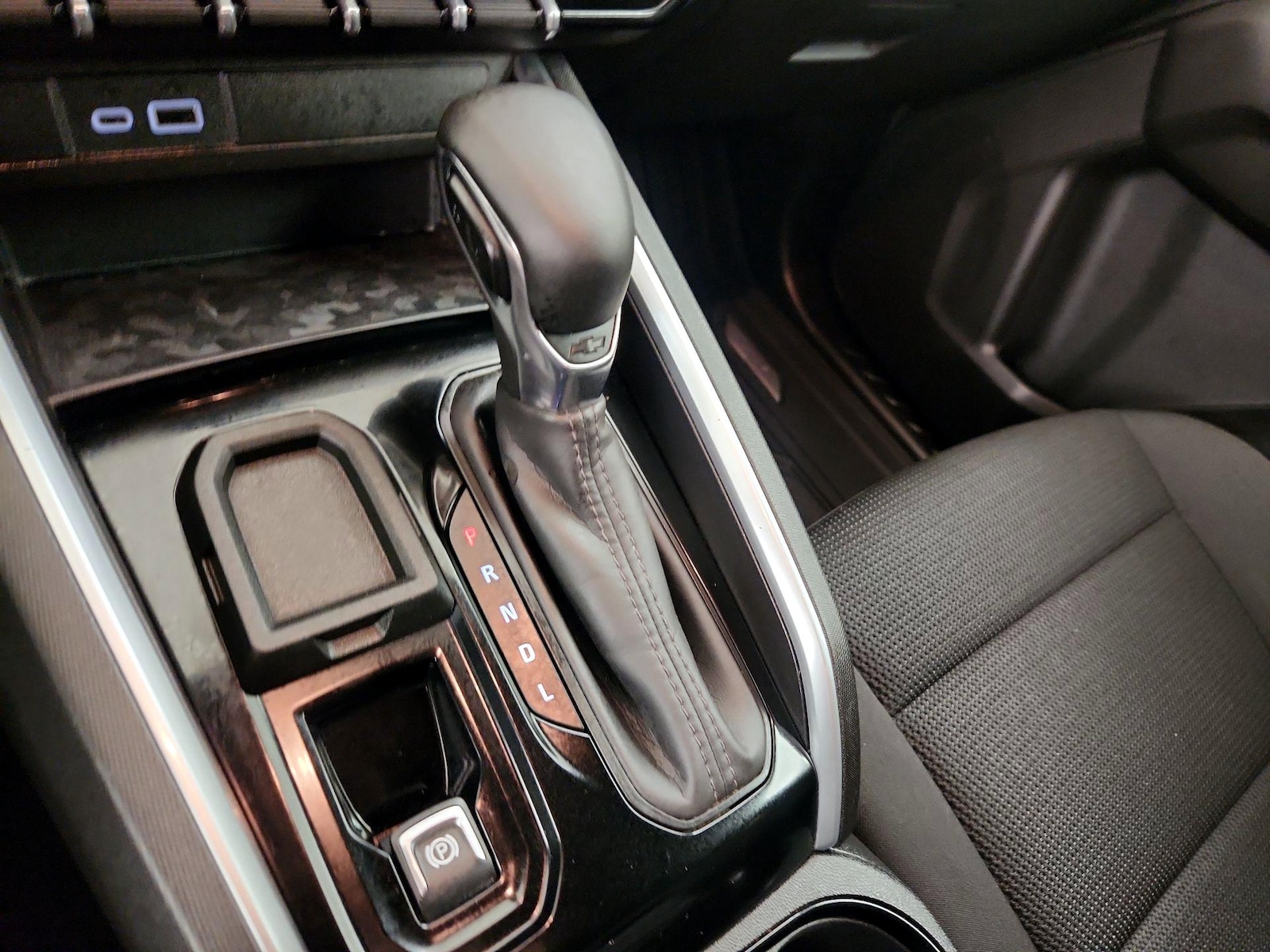 2026 Chevrolet Colorado LT - Photo 19