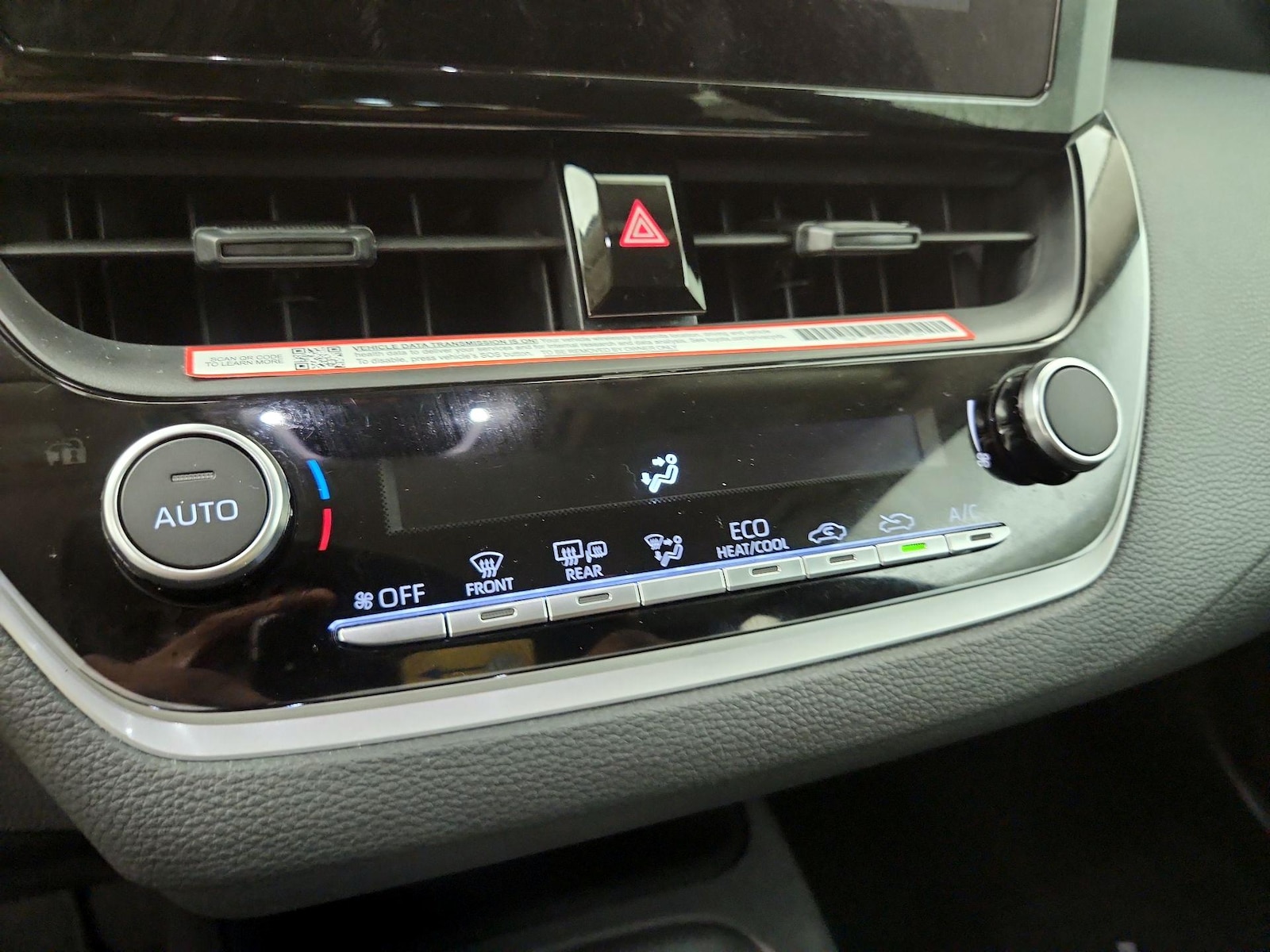 2026 Toyota Corolla LE - Photo 17