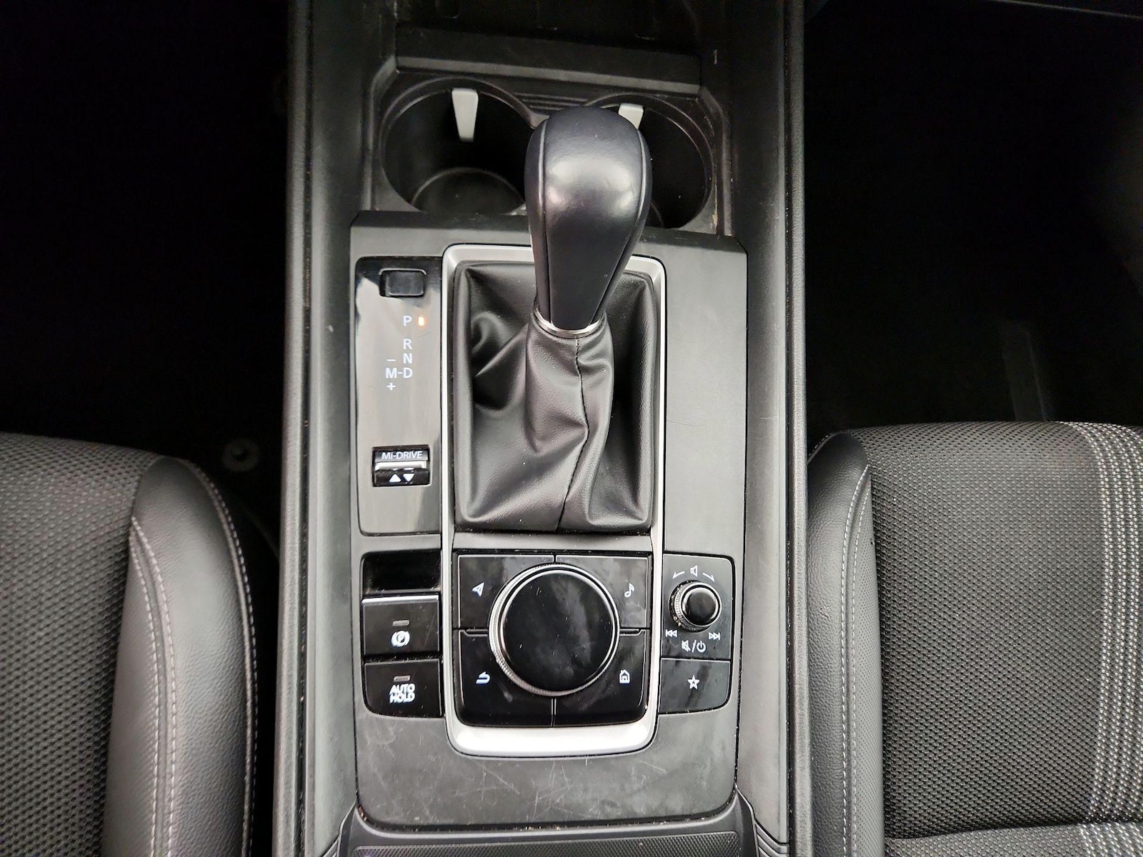 2025 Mazda CX-50 Premium - Photo 18