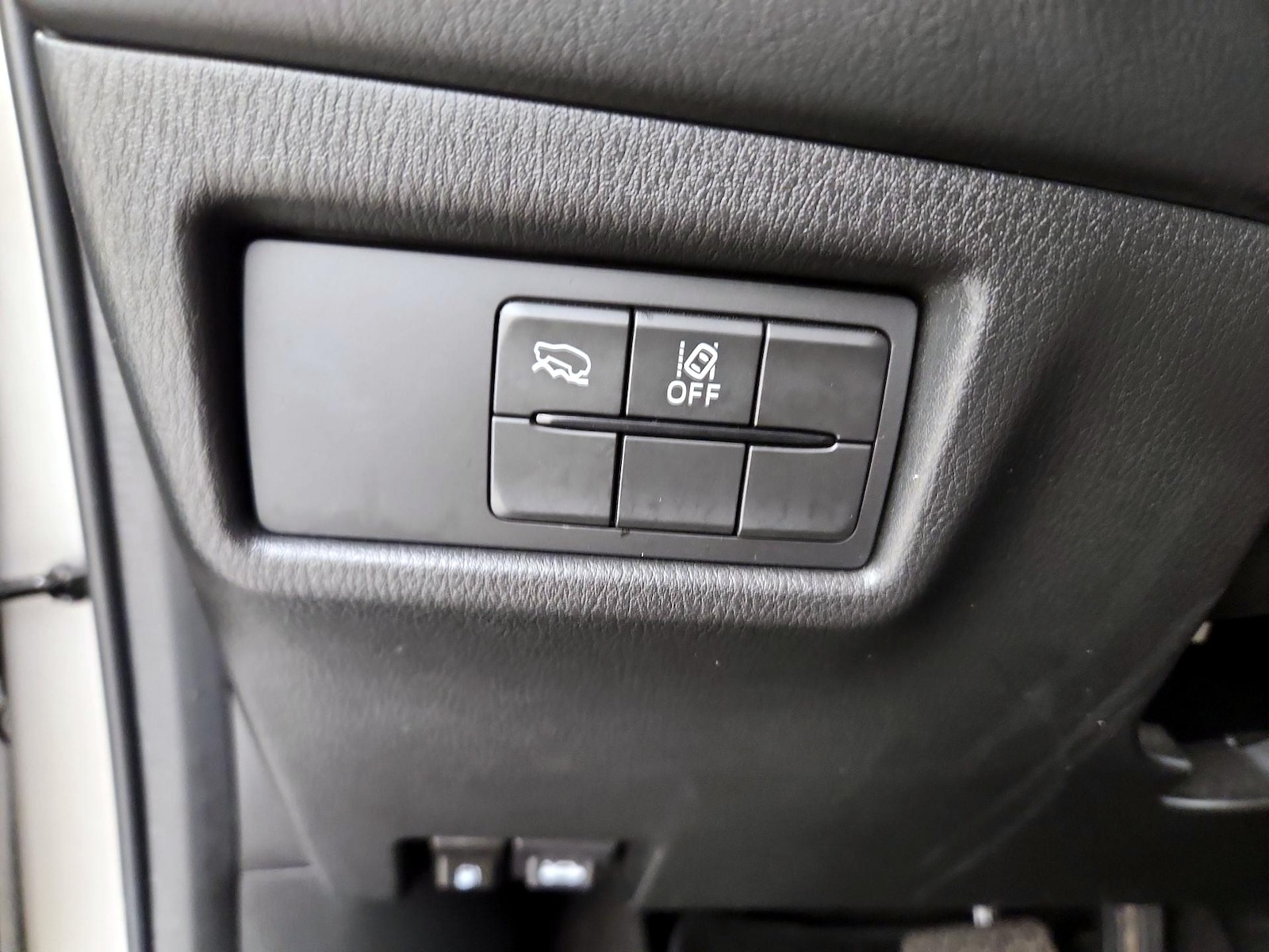 2025 Mazda CX-5 S Select Package - Photo 14