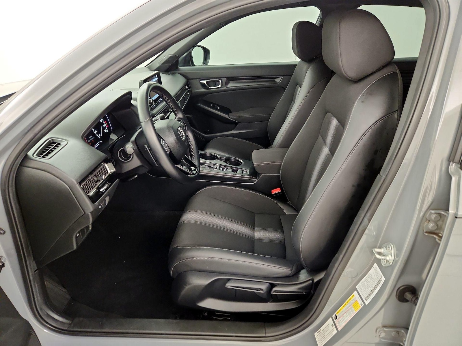 2025 Honda Civic Sport - Photo 12