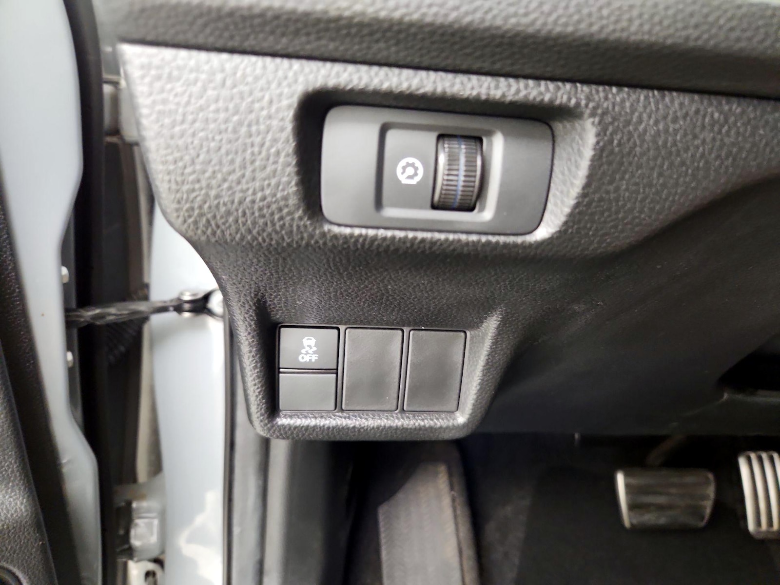 2025 Honda Civic Sport - Photo 14