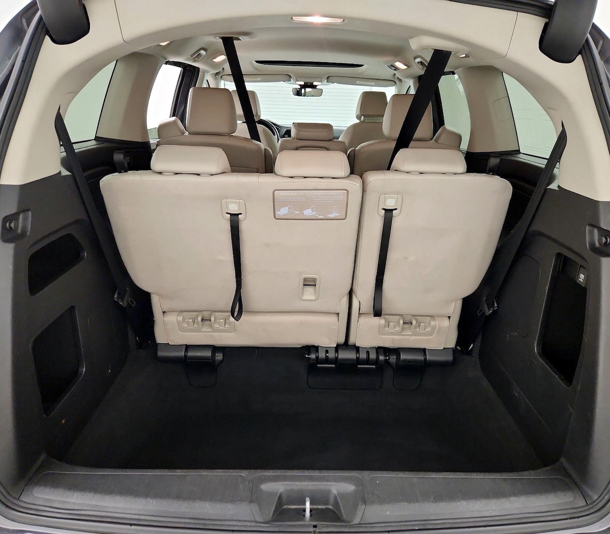 Trunk/Cargo (Seats Up)