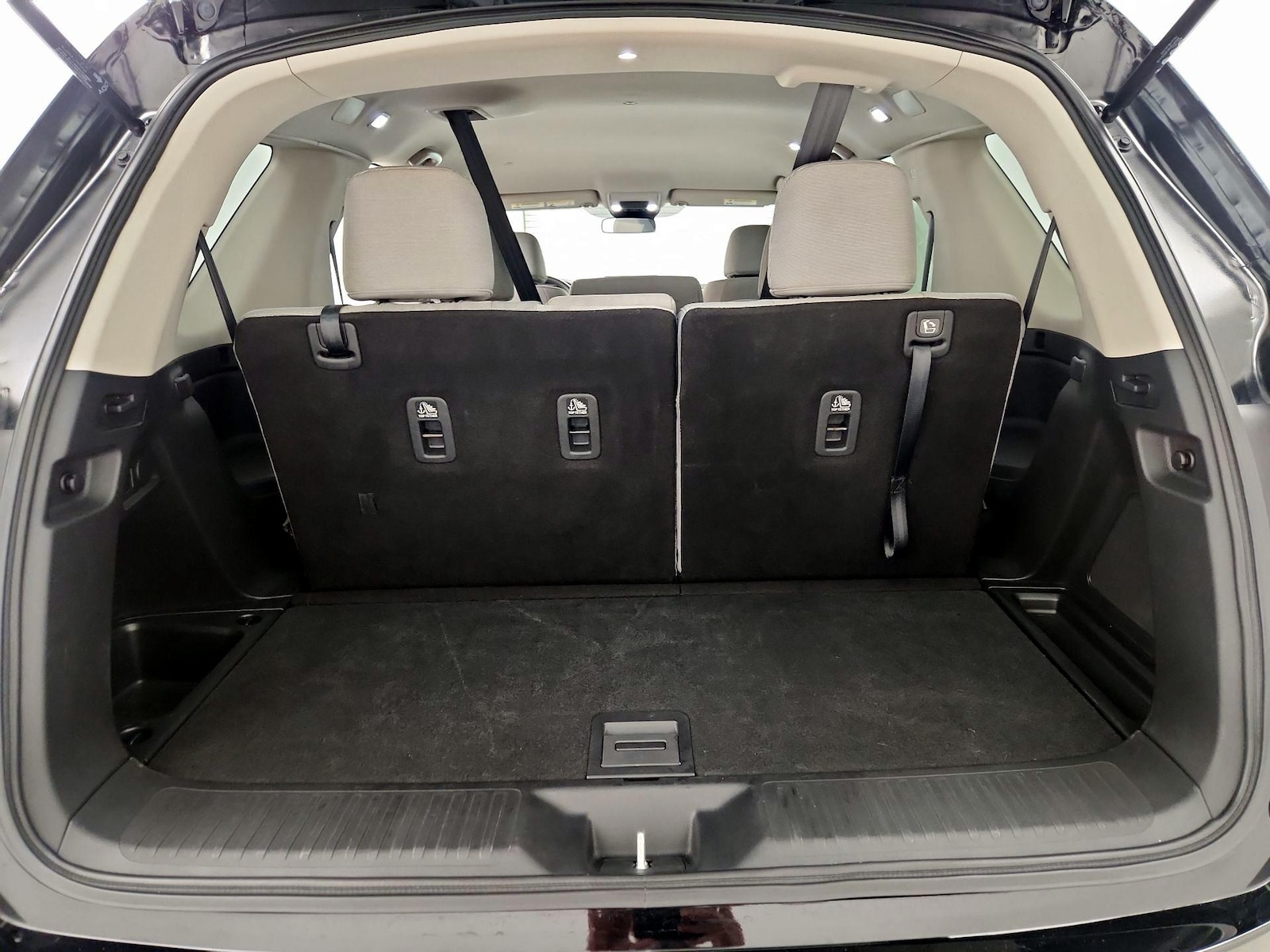 2024 Honda Pilot LX - Photo 22