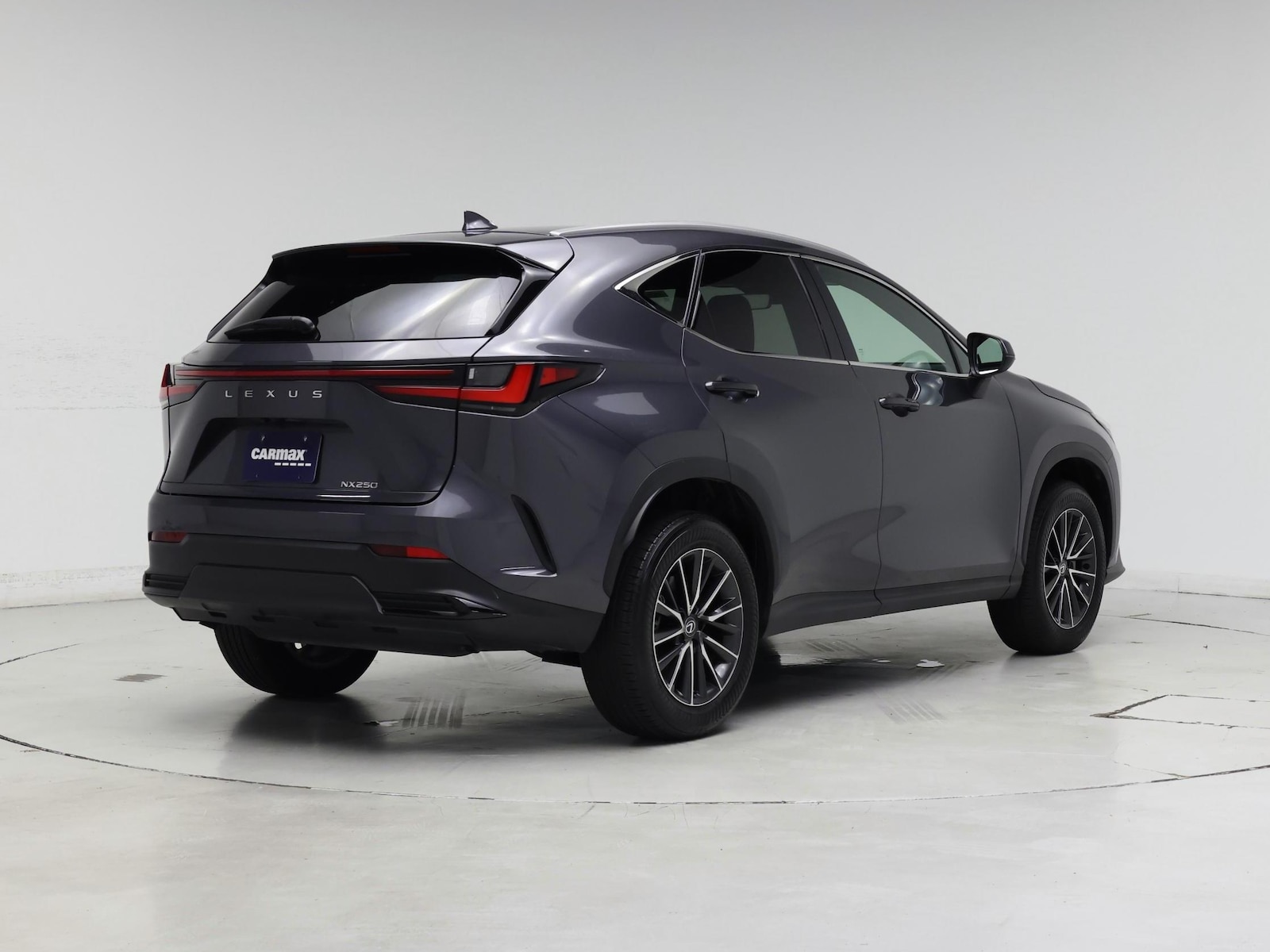 2024 Lexus NX 250 - Photo 9