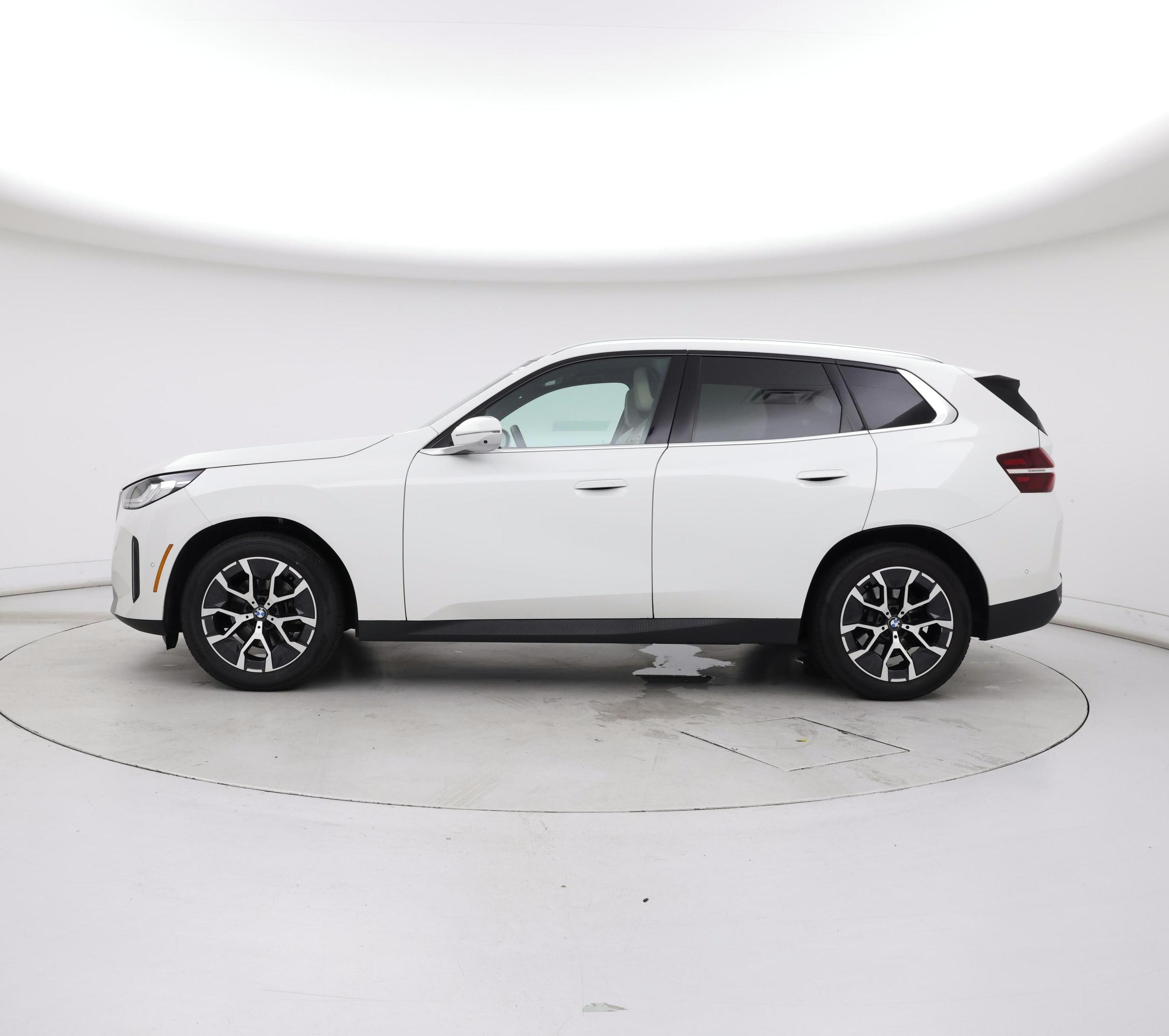 Thumbnail: 2026 BMW X3 - 3