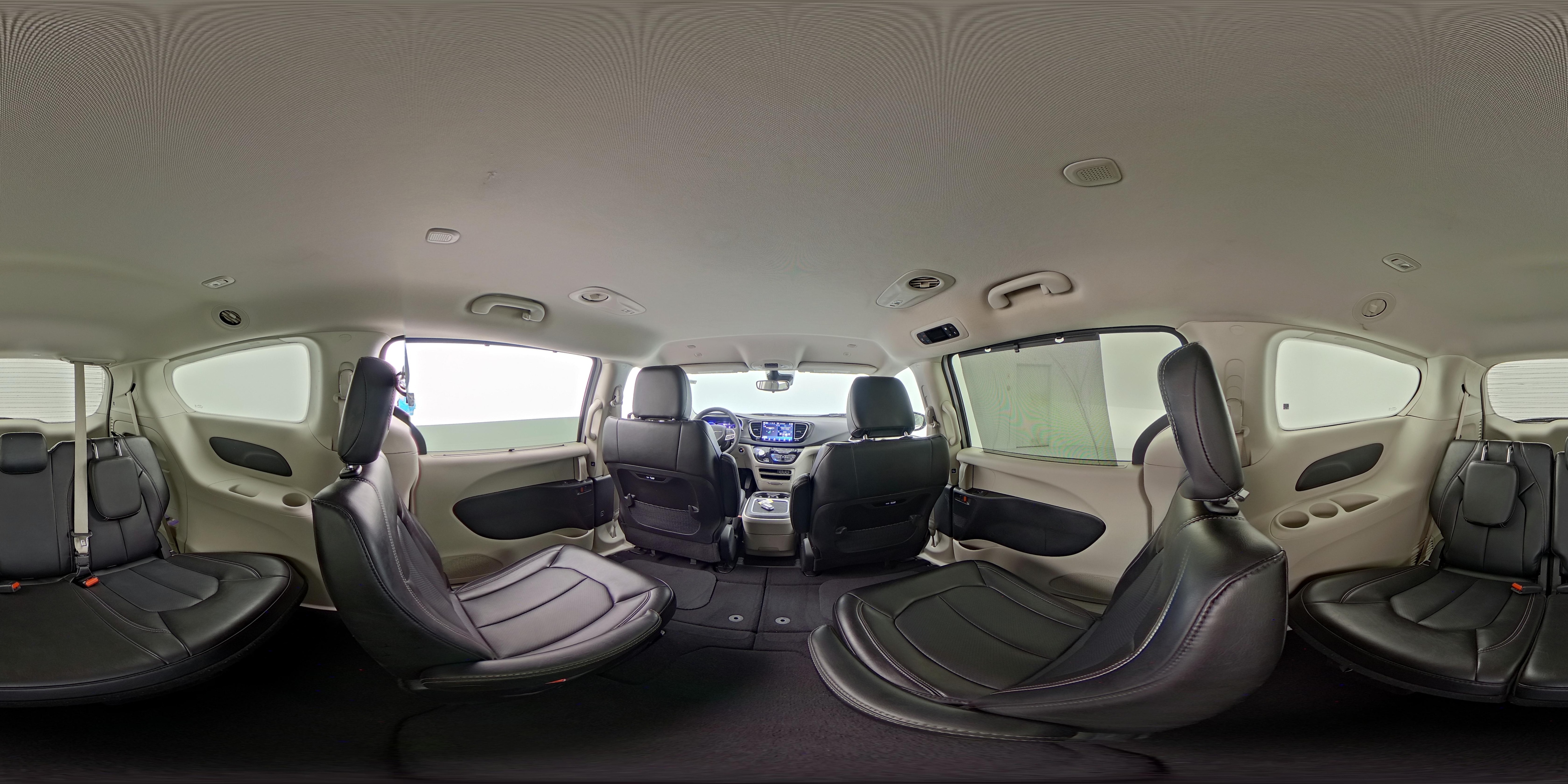 2024 Chrysler Pacifica Touring L - Photo 26