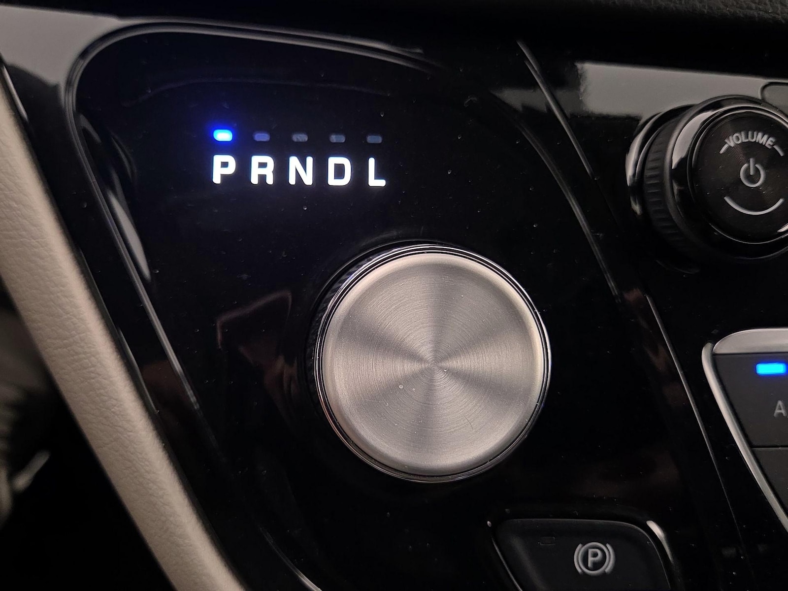 2024 Chrysler Pacifica Touring L - Photo 18