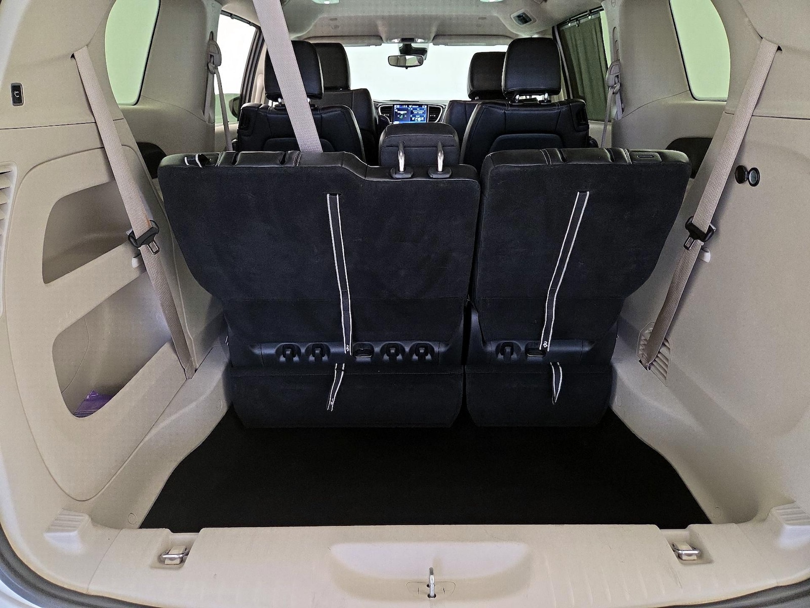 2024 Chrysler Pacifica Touring L - Photo 22
