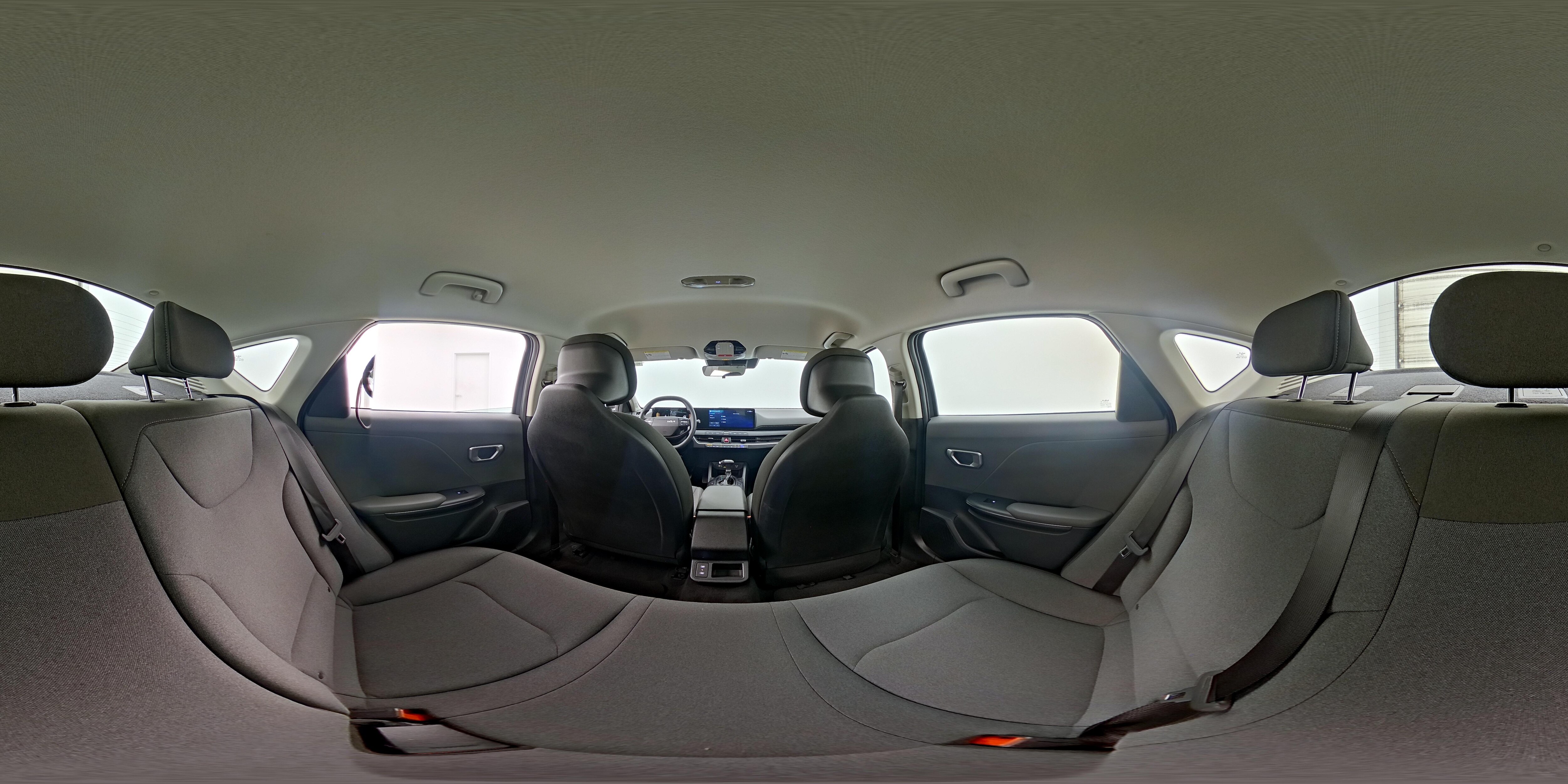 2025 Kia K4 LXS - Photo 25