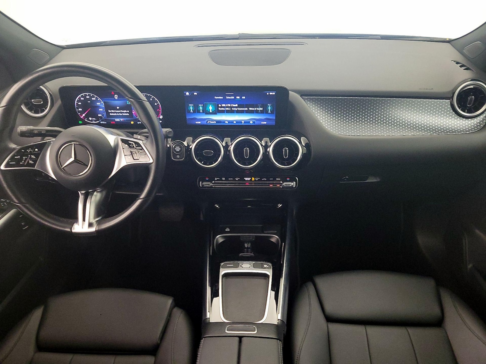 2025 Mercedes-Benz GLA GLA250 - Photo 10