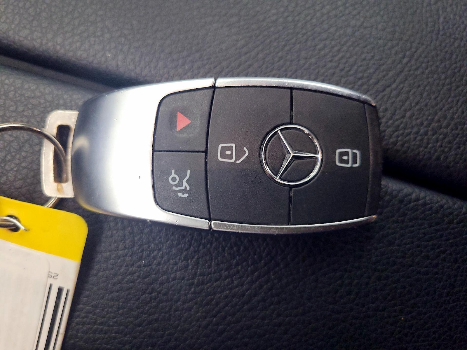 2025 Mercedes-Benz GLA GLA250 - Photo 24