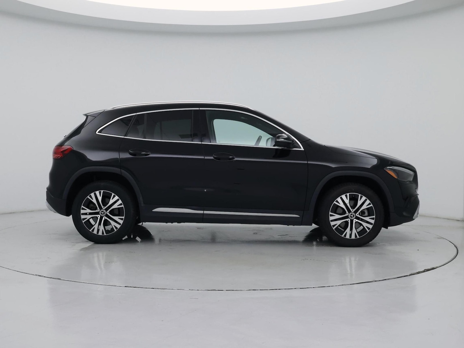 2025 Mercedes-Benz GLA GLA250 - Photo 8