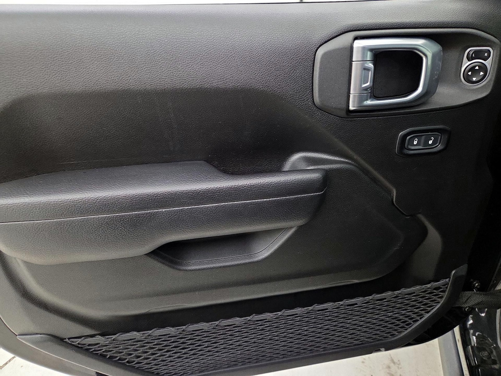 2024 Jeep Wrangler 4xe Rubicon 4XE - Photo 13