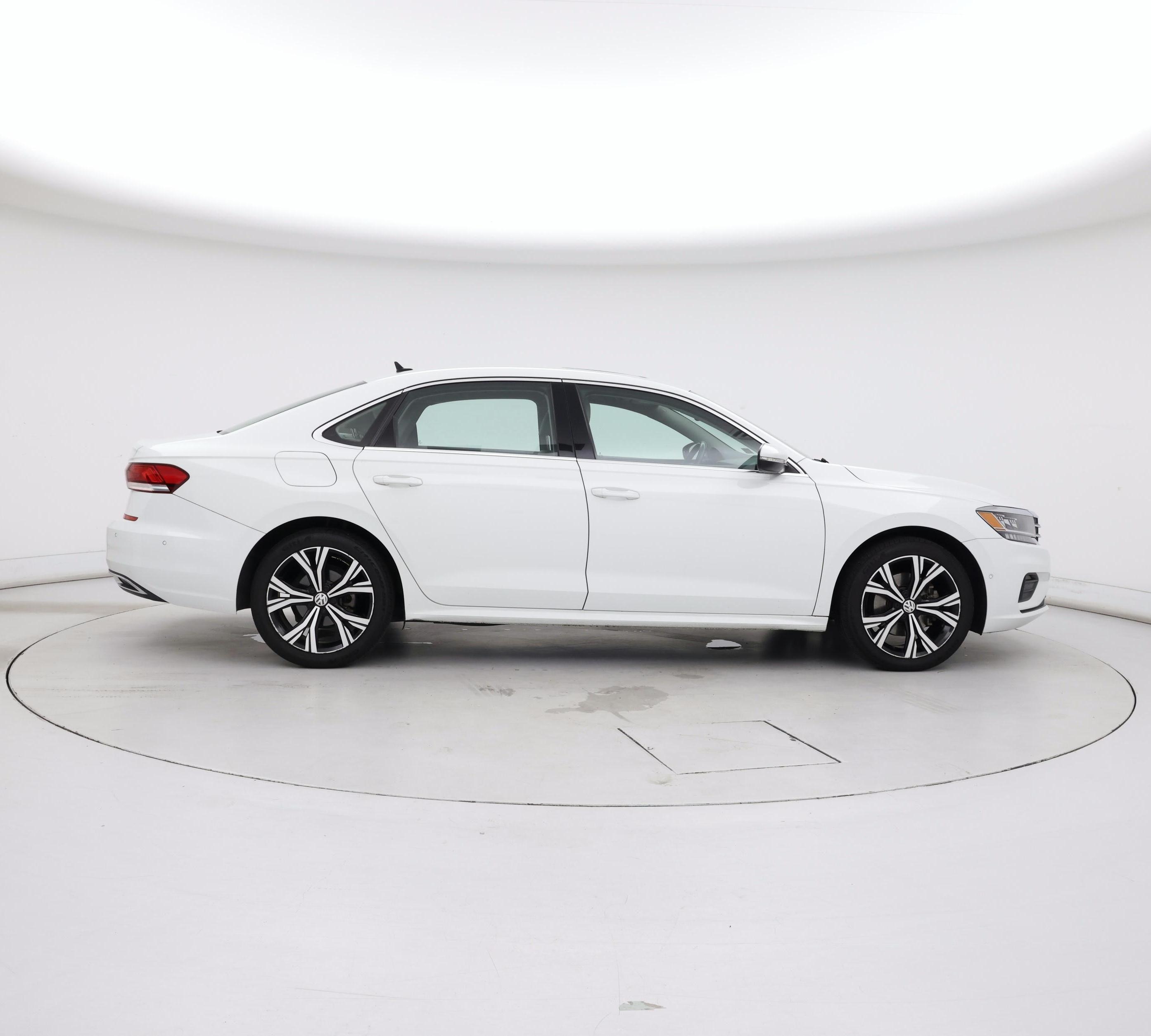 Thumbnail: 2020 Volkswagen Passat - 7