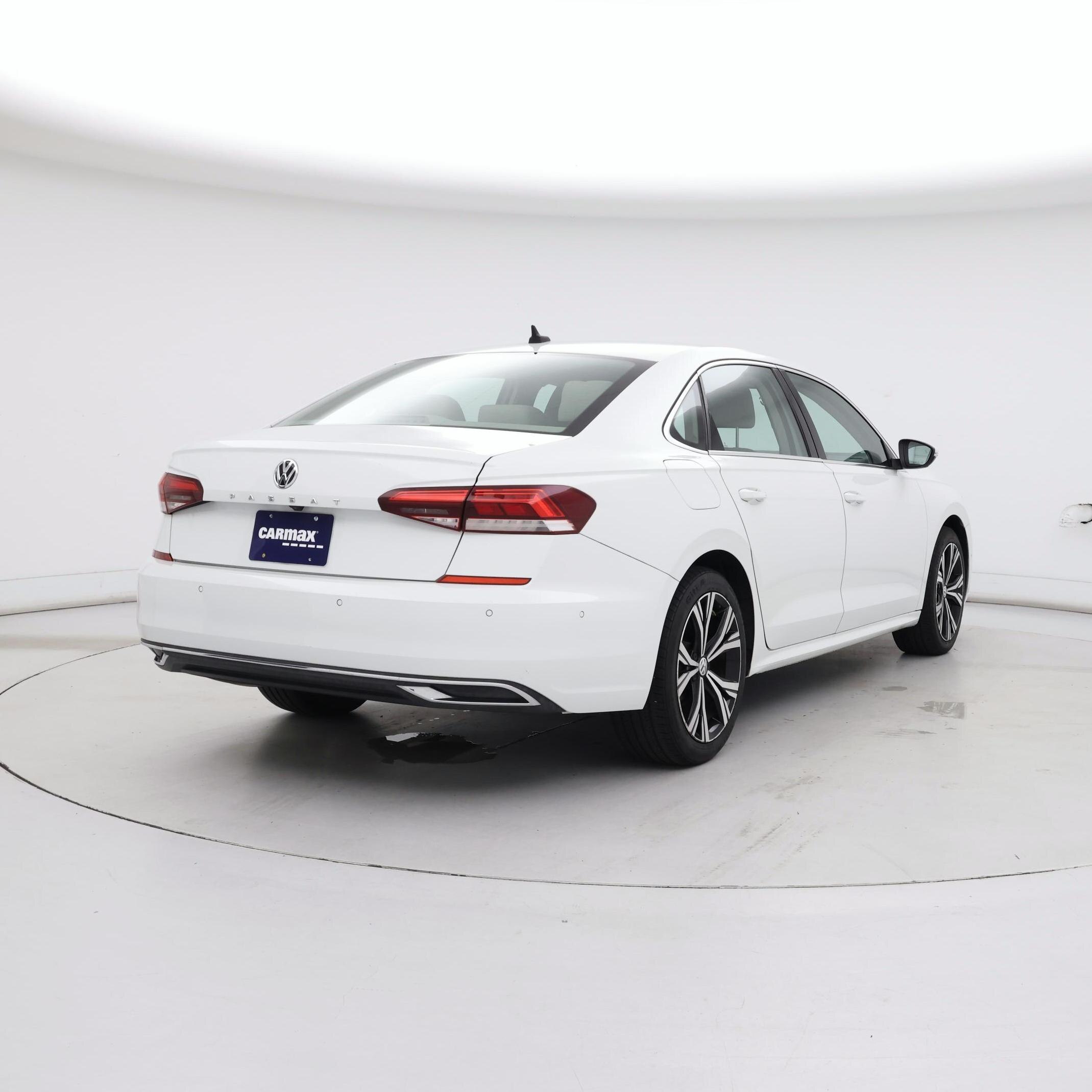 Thumbnail: 2020 Volkswagen Passat - 8