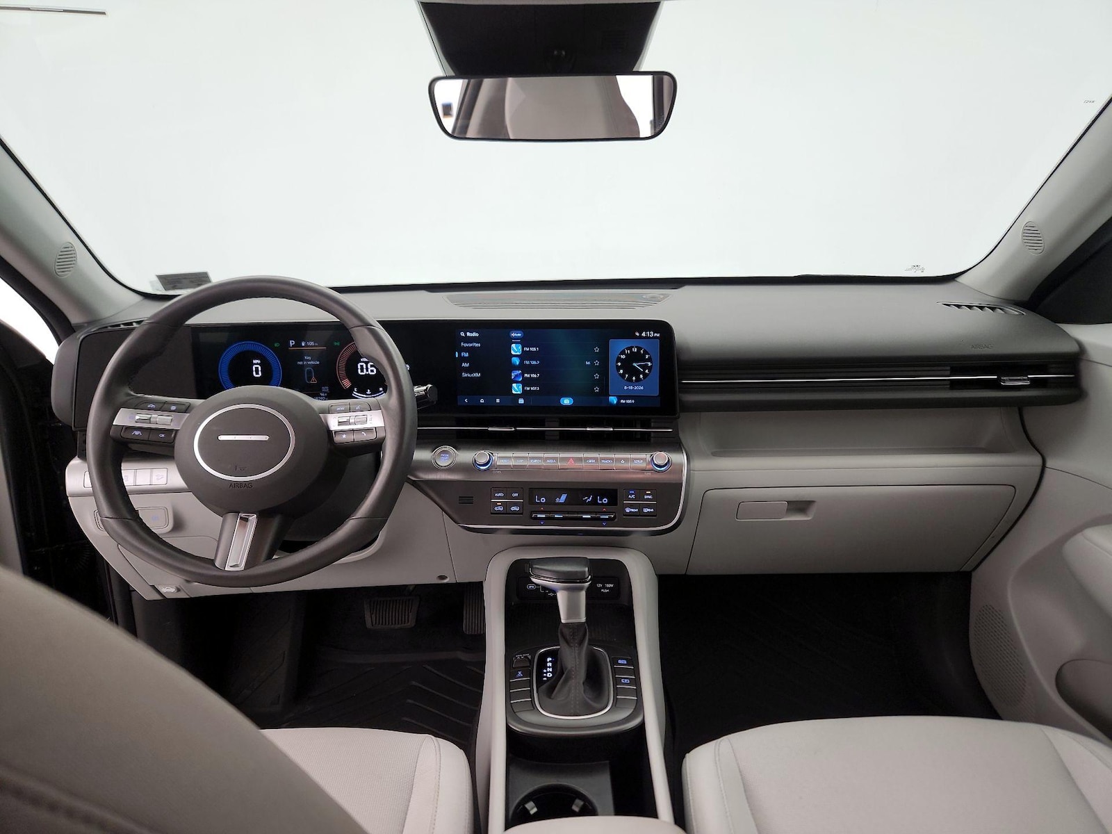 2025 Hyundai Kona SEL - Photo 10