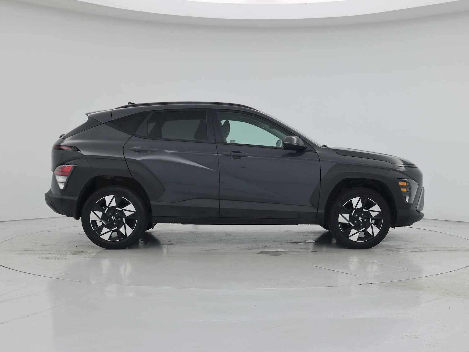 2025 Hyundai Kona SEL - Photo 8