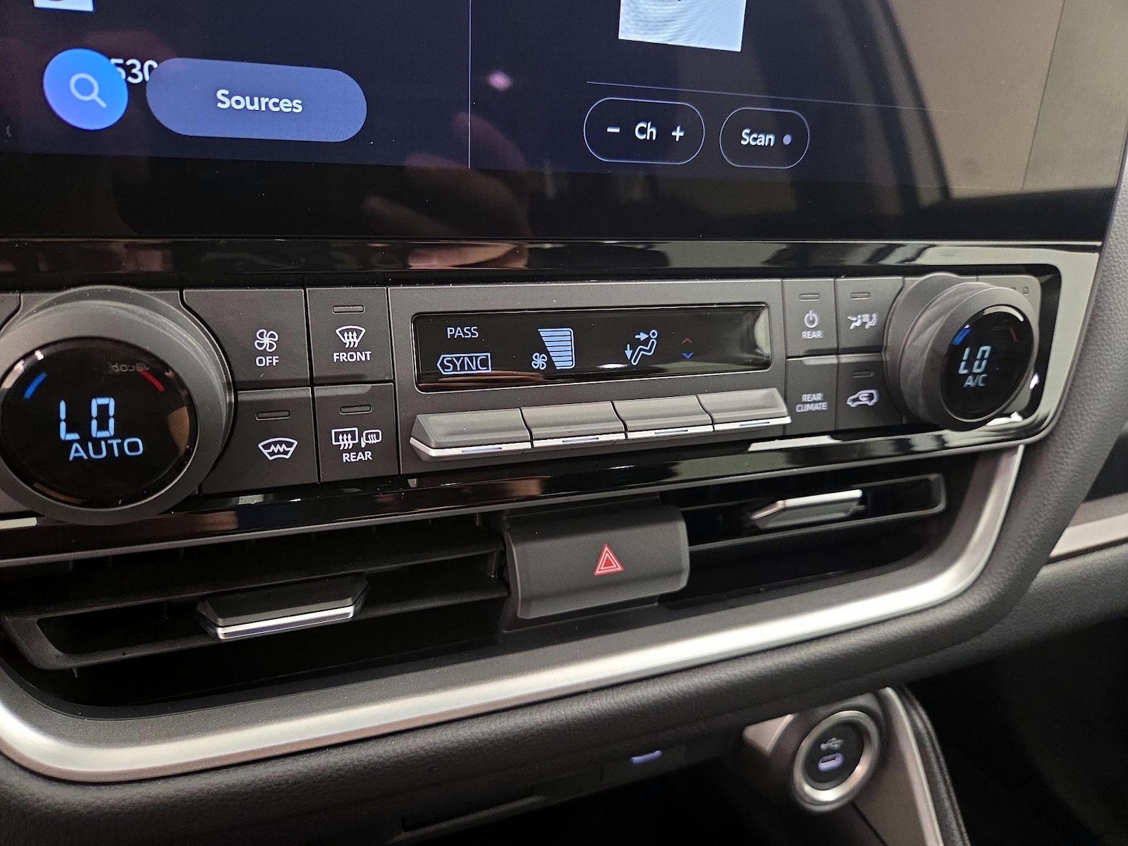 2026 Toyota Grand Highlander XLE - Photo 18