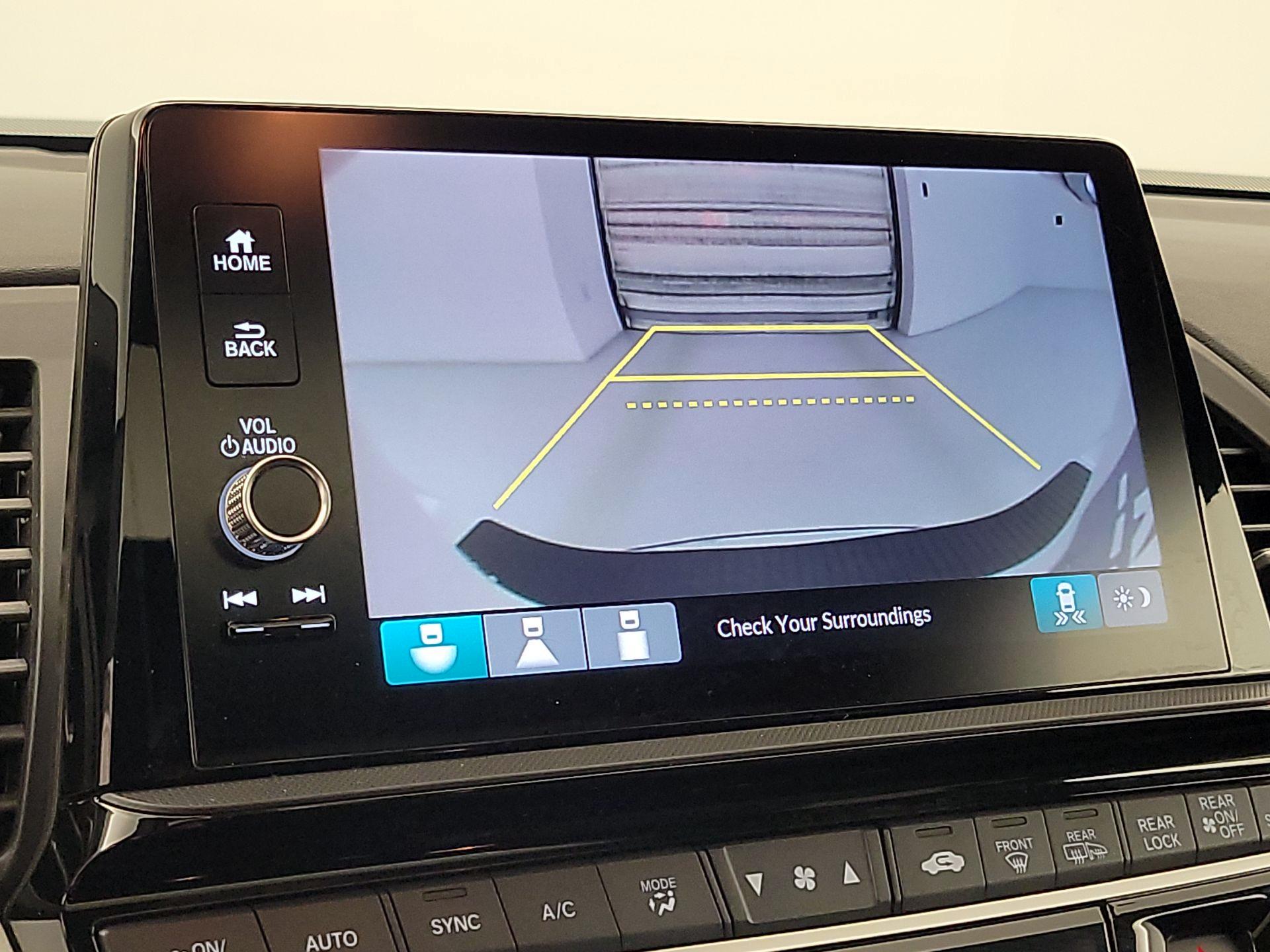 Thumbnail: 2025 Honda Odyssey - 14