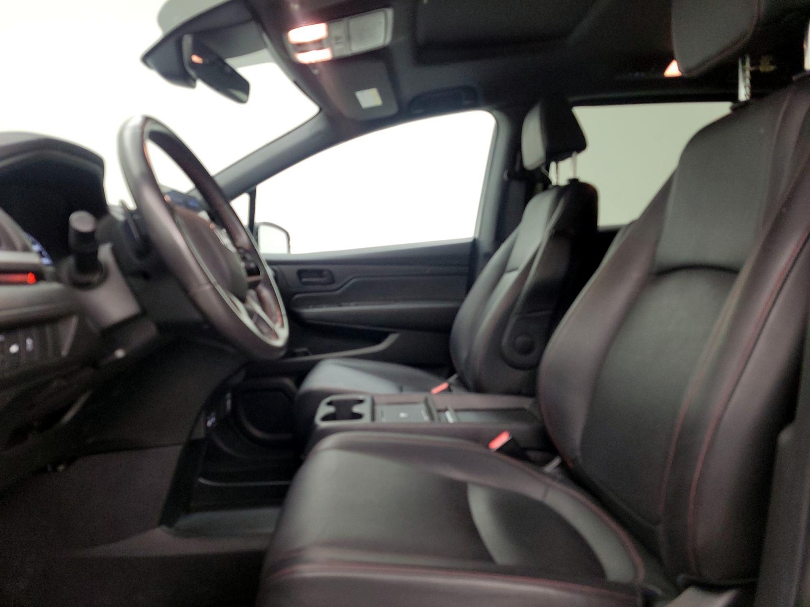 2025 Honda Odyssey Sport L - Photo 12