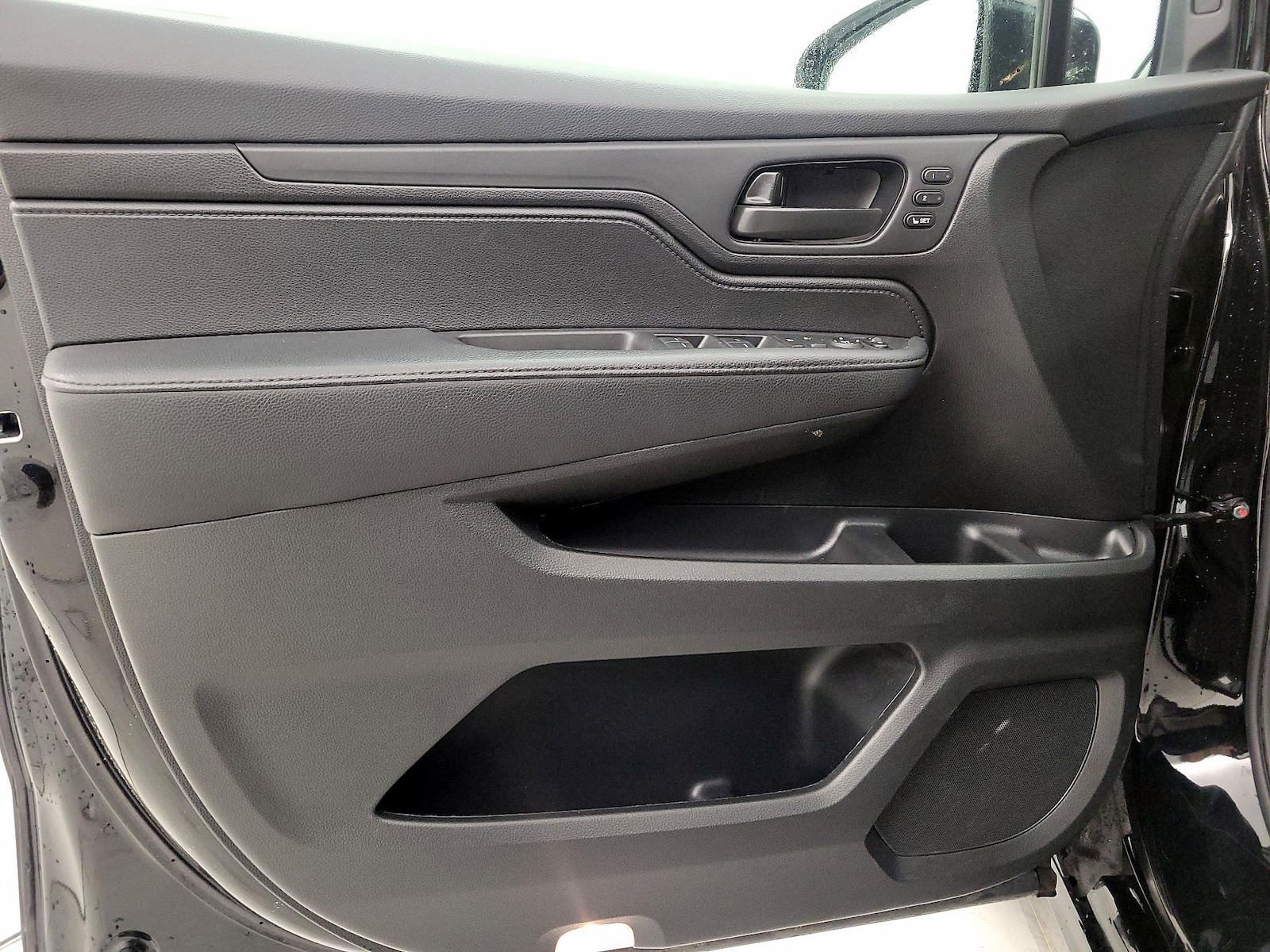 2025 Honda Odyssey Sport L - Photo 13