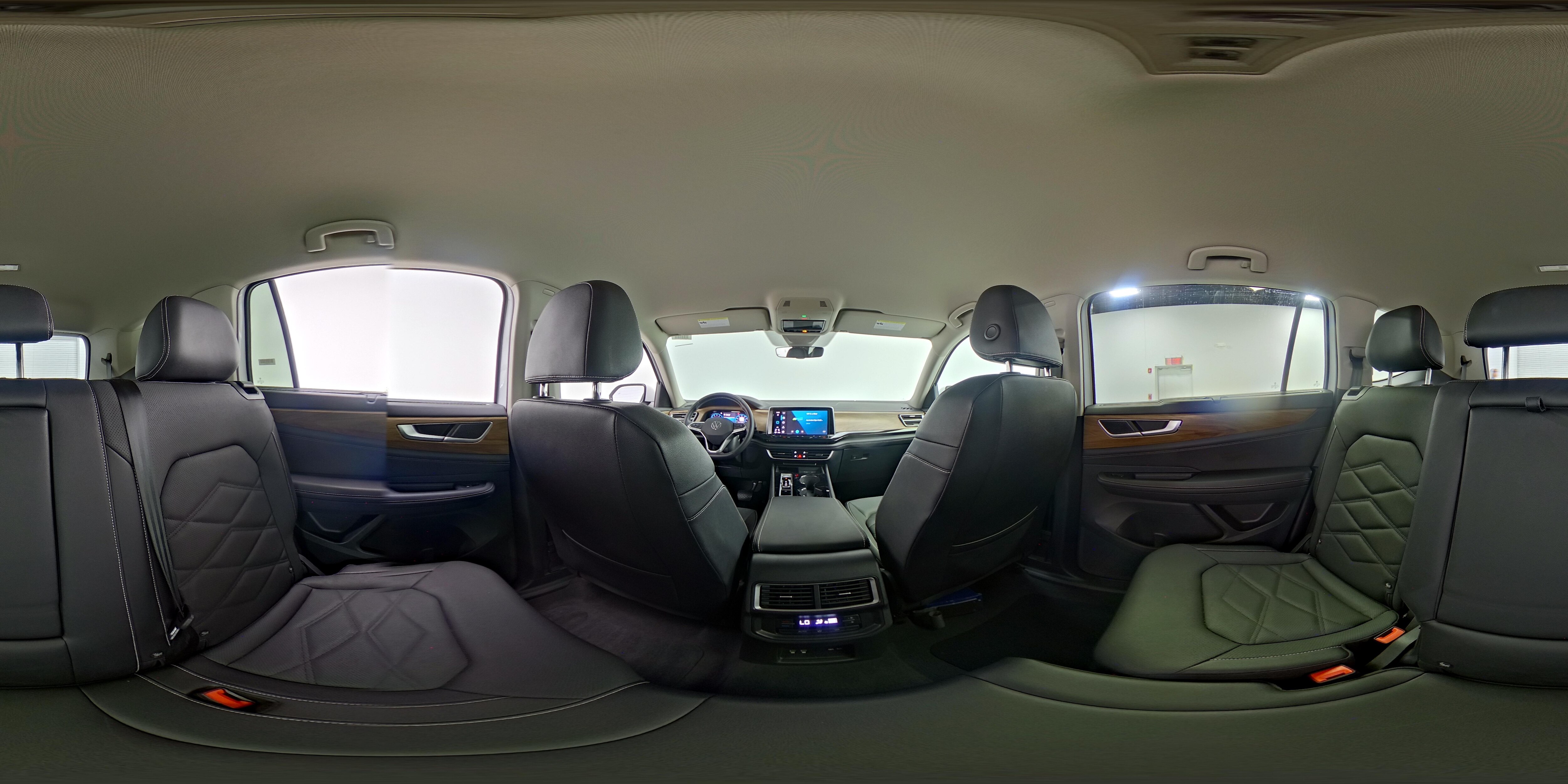 2025 Volkswagen Atlas SE w/Tech - Photo 27