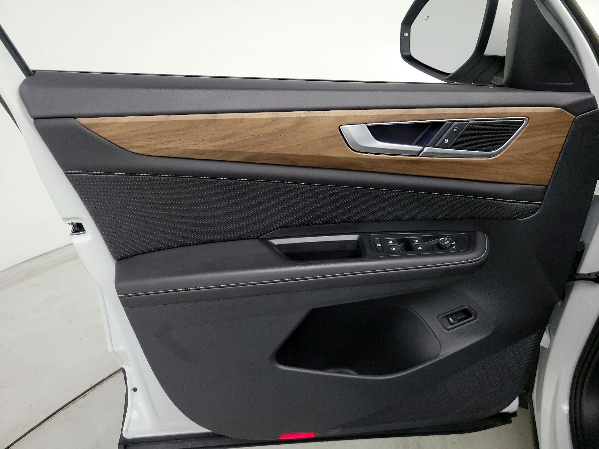 Thumbnail: 2025 Volkswagen Atlas - 12
